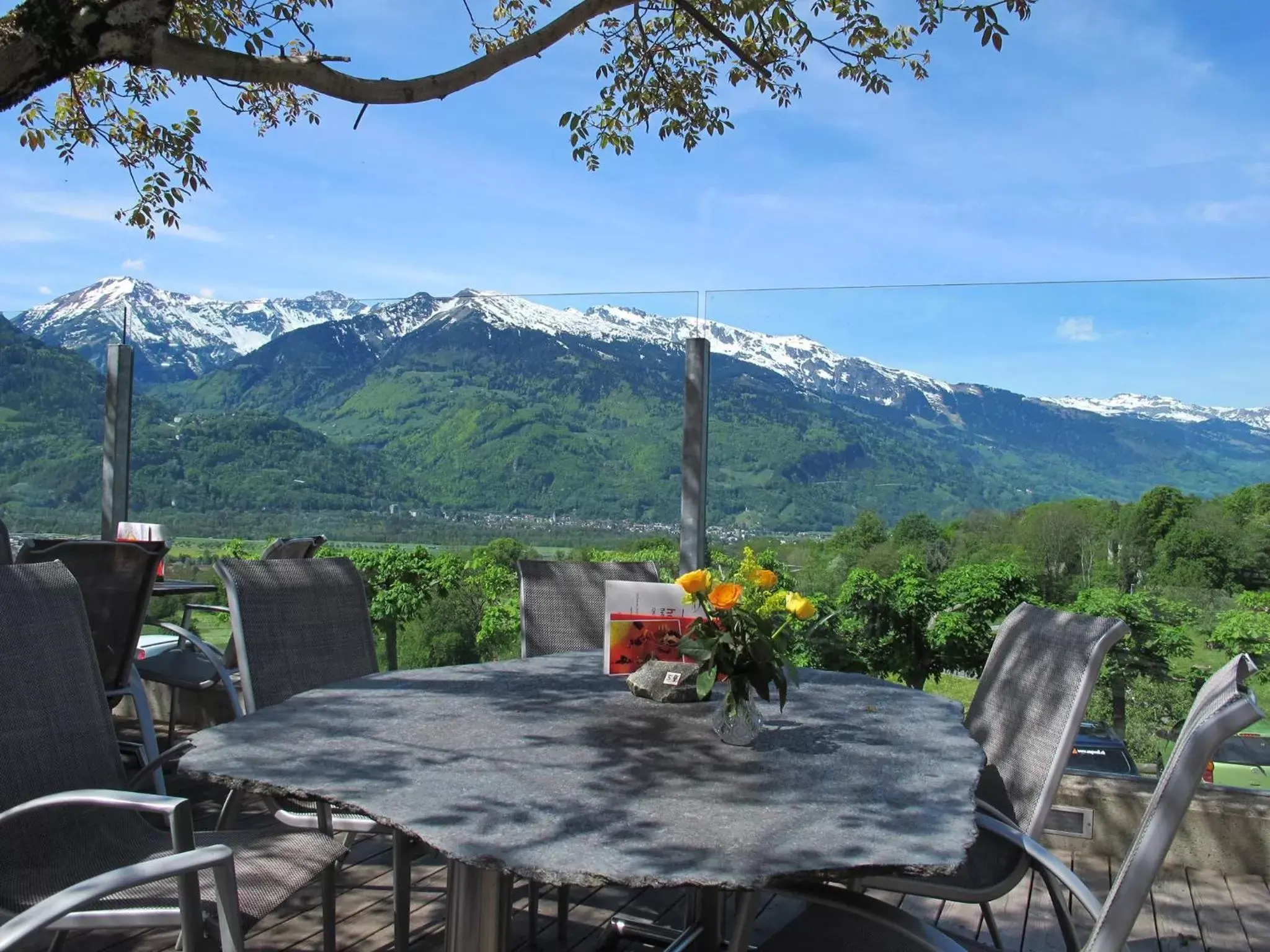 Property building, Mountain View in Hotel Restaurant Heidihof