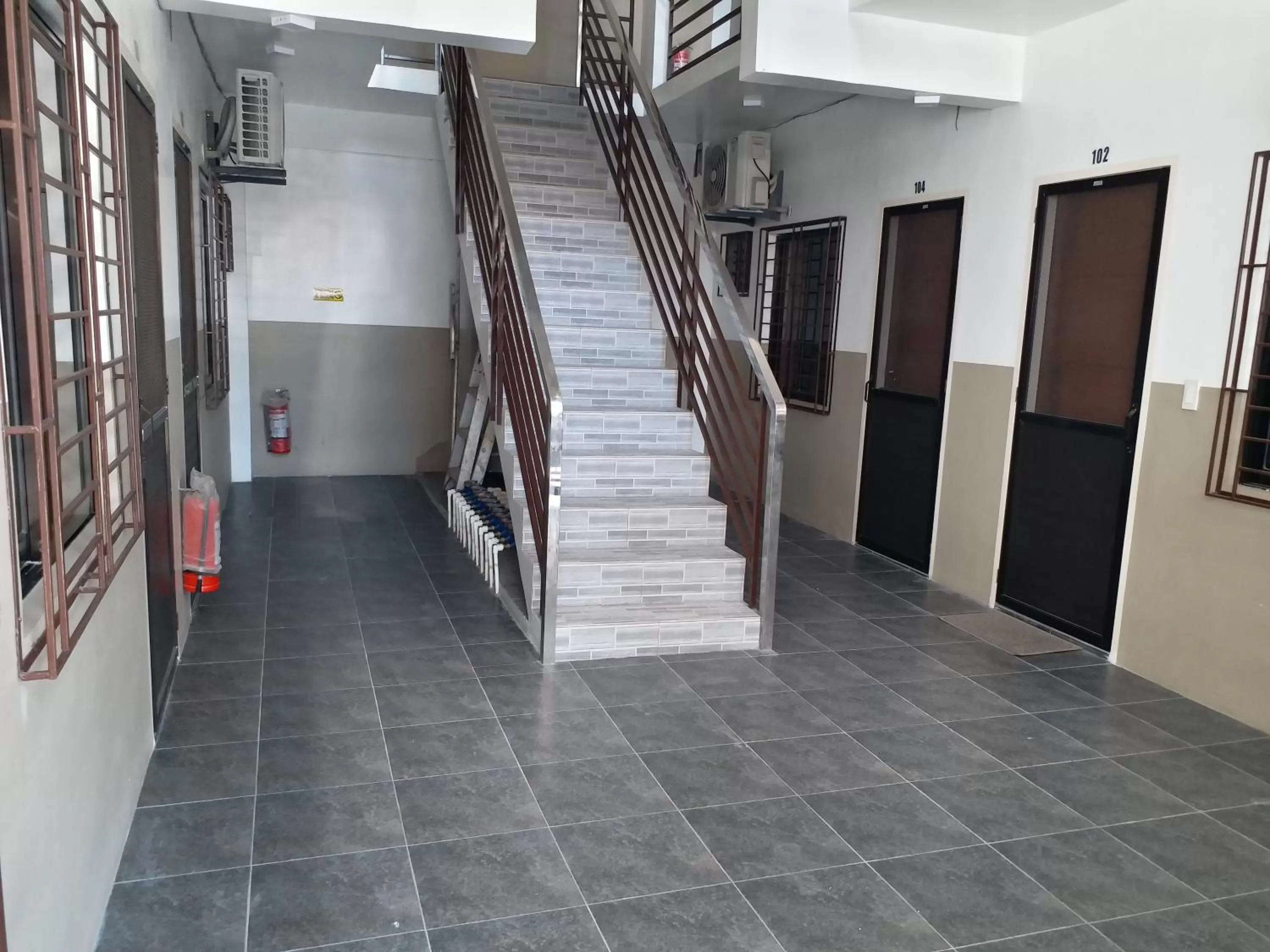 Clark-Pad Inn, Angeles City