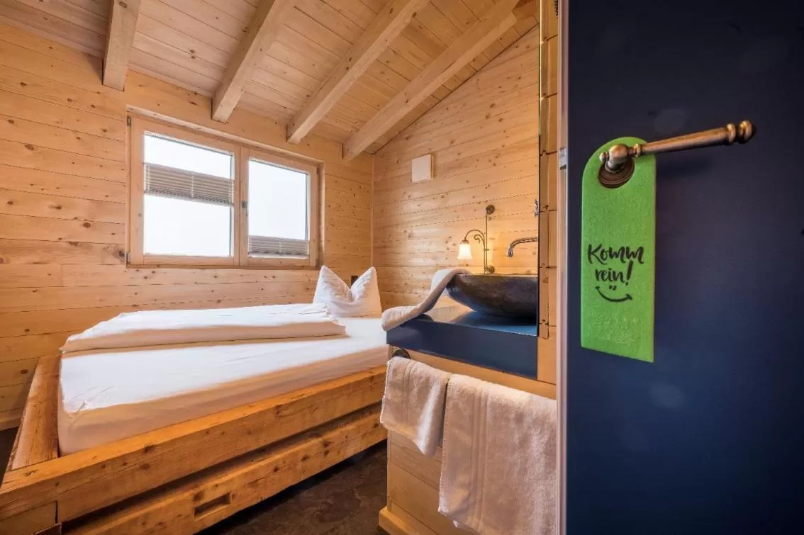 Bed in Landgasthof Kreuz