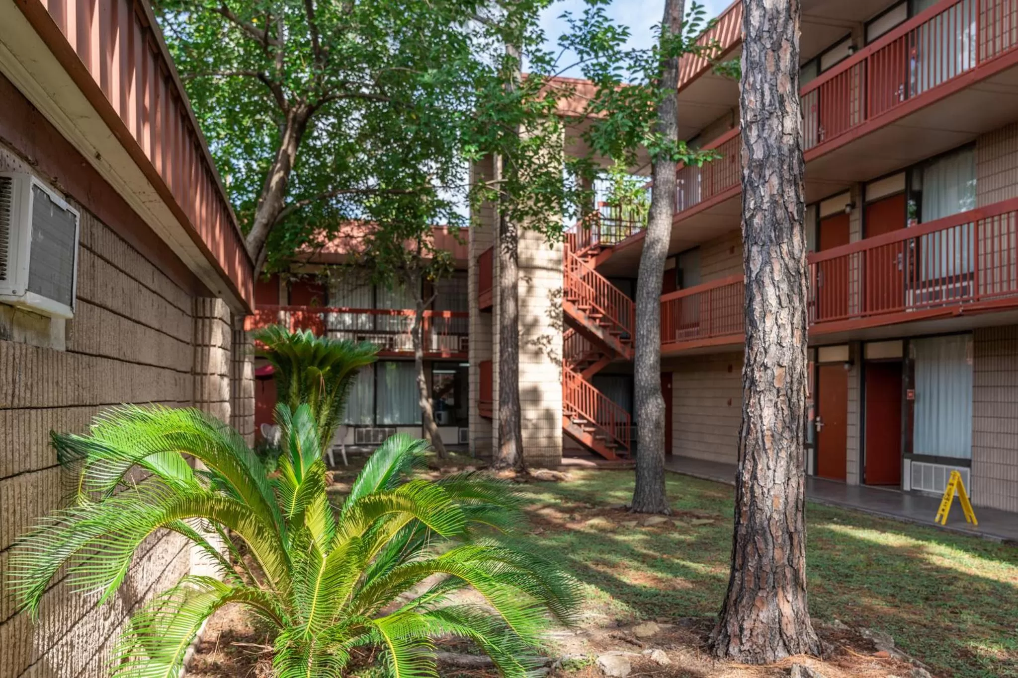 Balcony/Terrace in GreenTree Hotel & Extended Stay I-10 FWY Houston, Channelview, Baytown