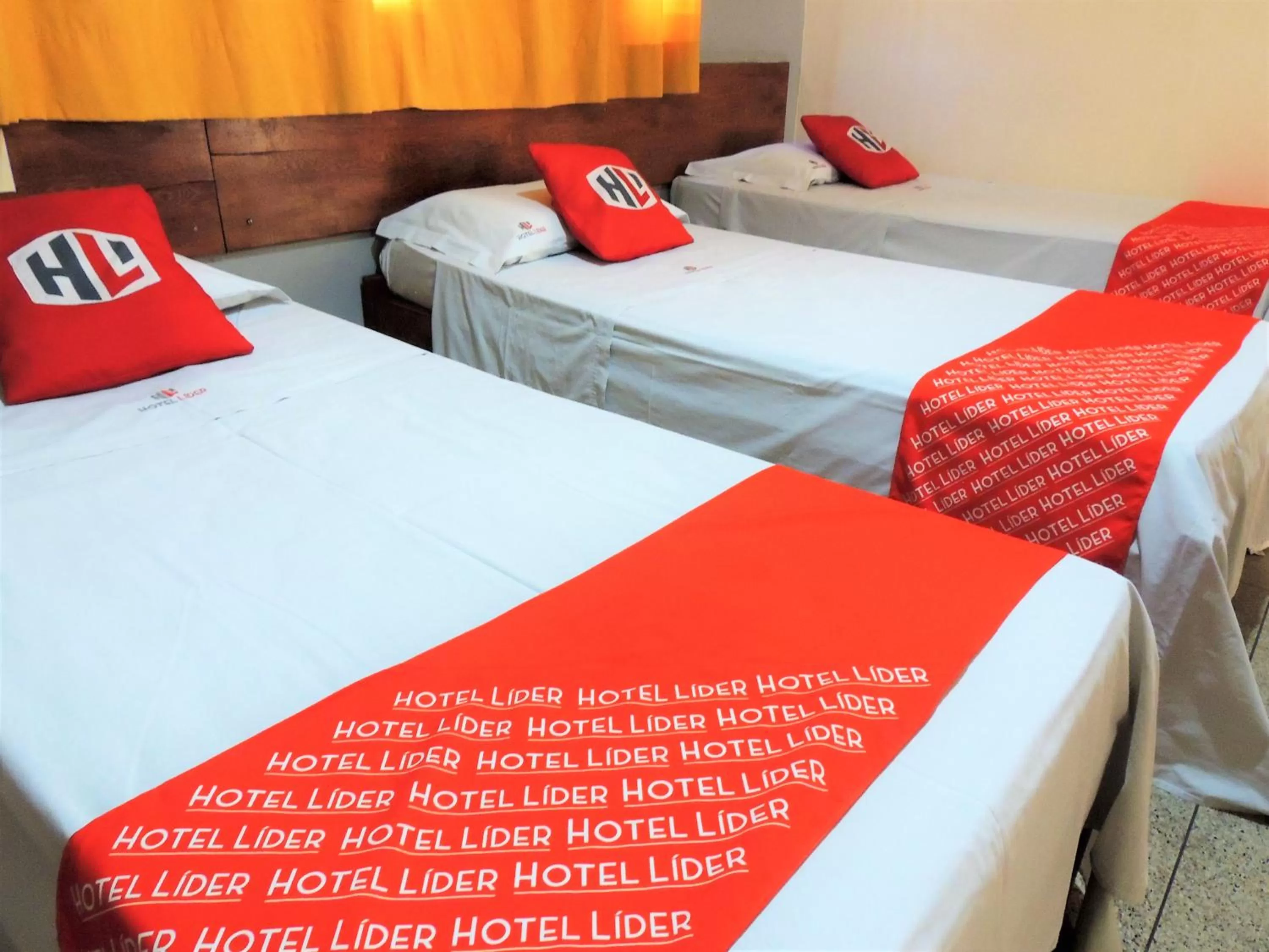 Bedroom, Bed in Hotel Líder