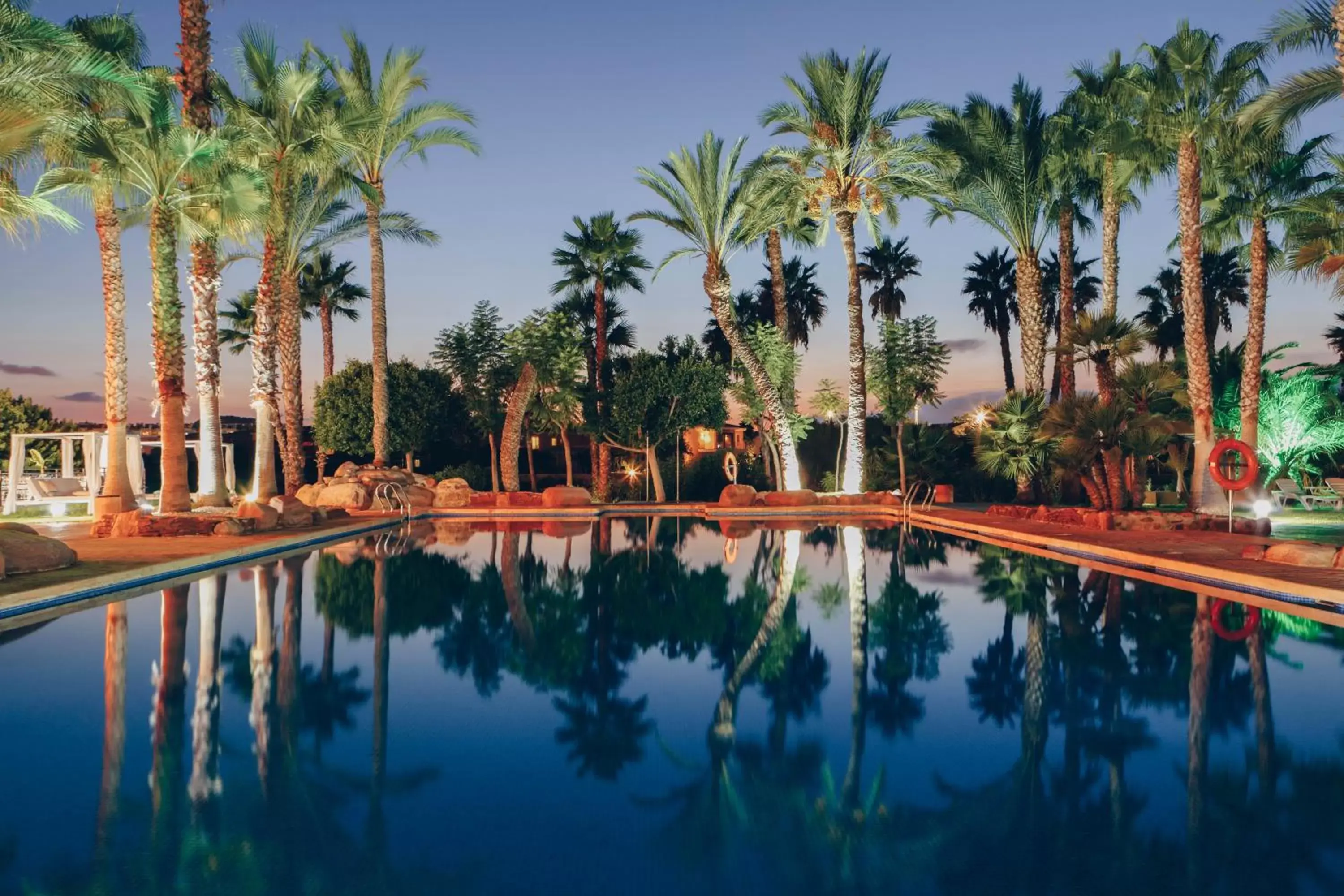Swimming Pool in Hotel Alicante Golf