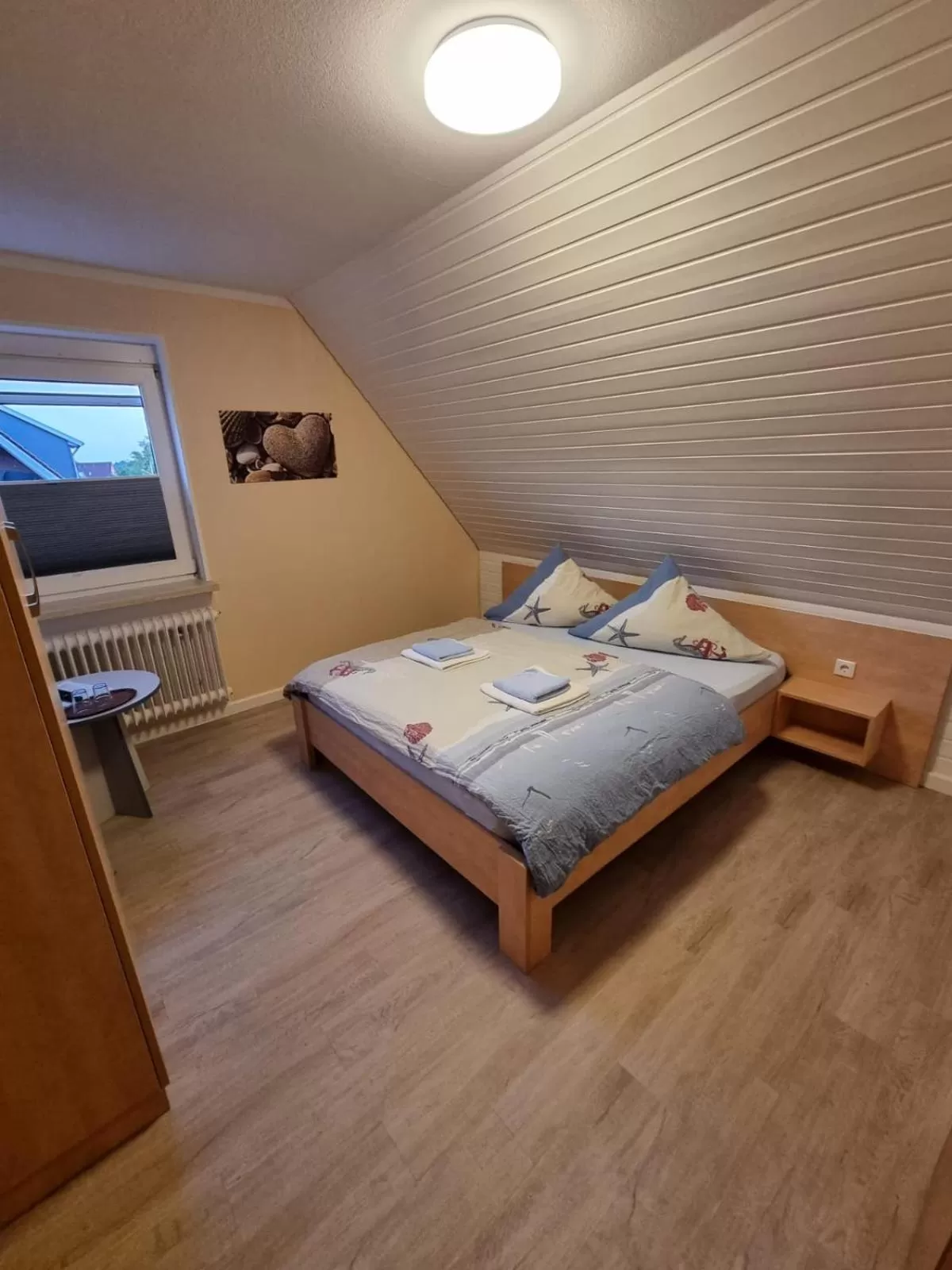 Bed in Hotel Pension Nordseewelle