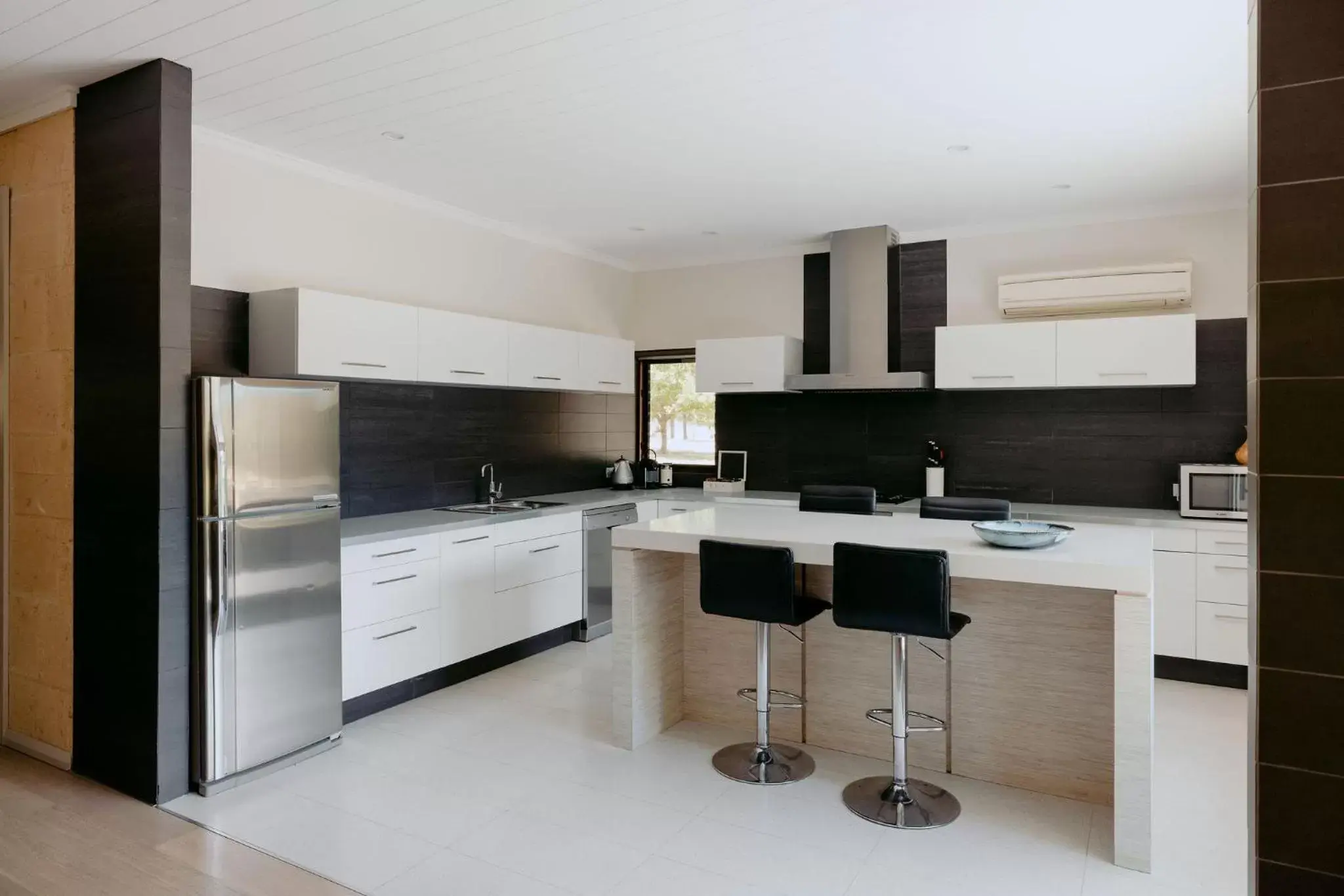 Kitchen or kitchenette, Kitchen/Kitchenette in Losari Retreat