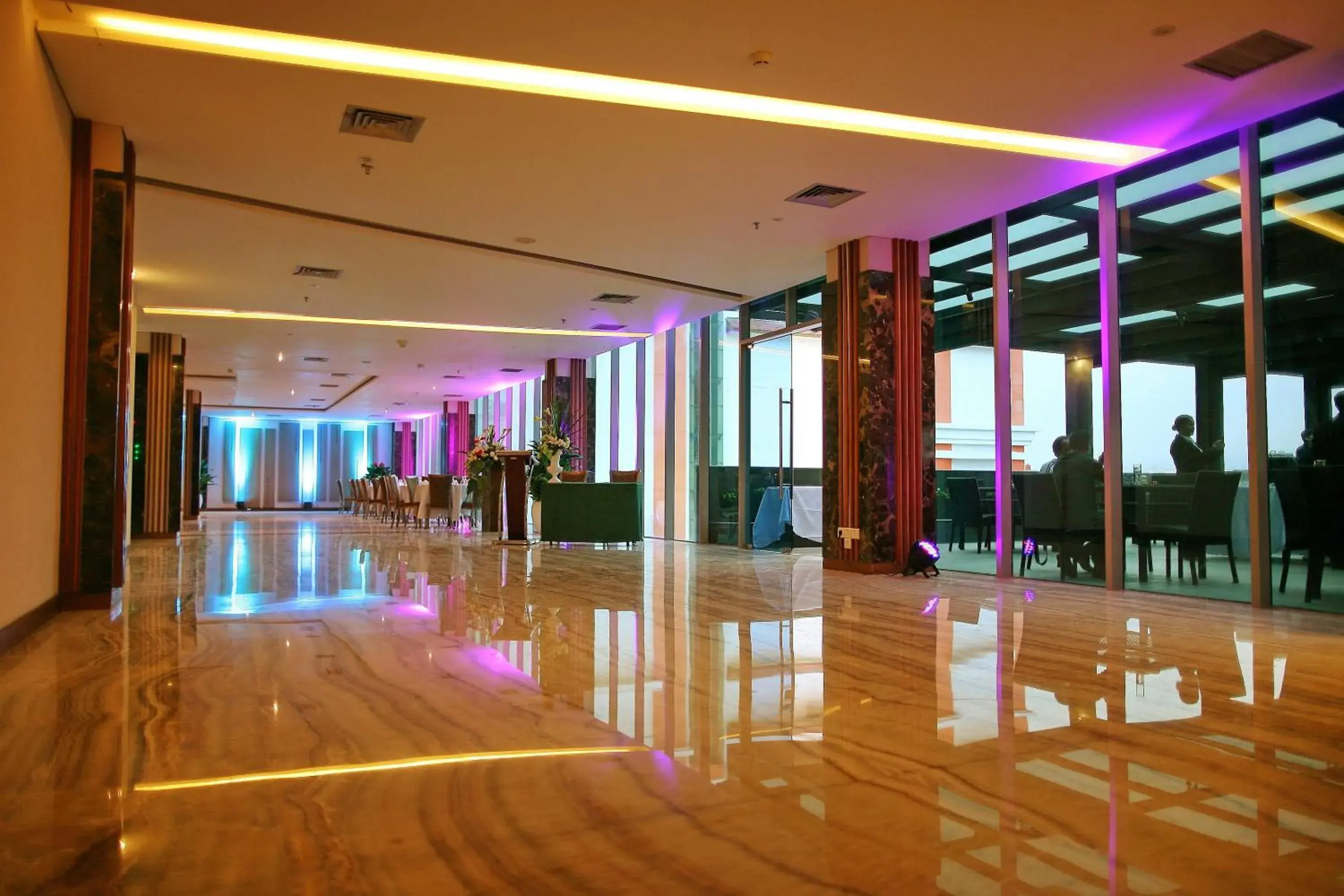 Lobby or reception, Banquet Facilities in Pasar Baru Square Hotel Bandung