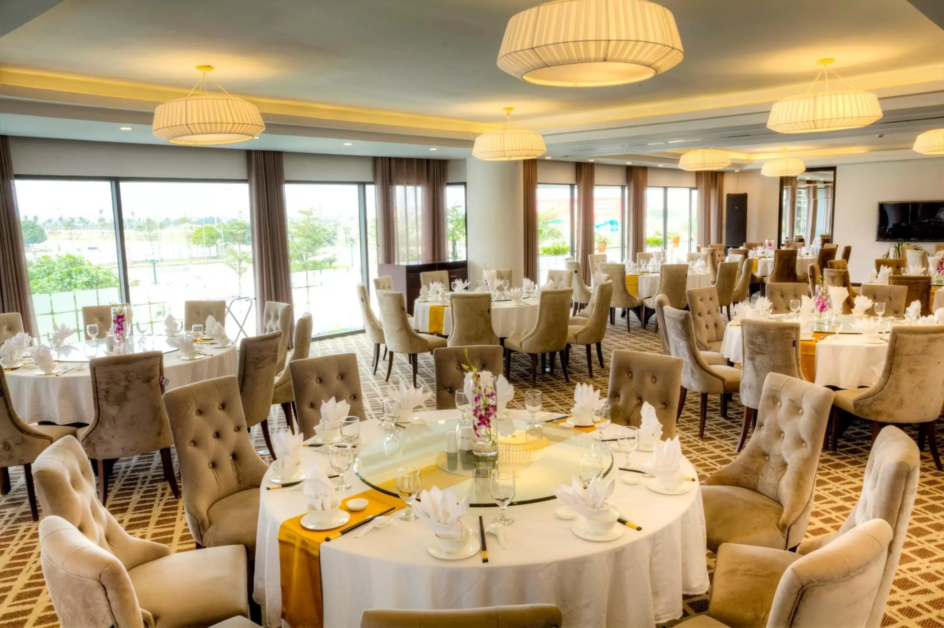 Banquet/Function facilities, Restaurant/Places to Eat in The Reed Hotel