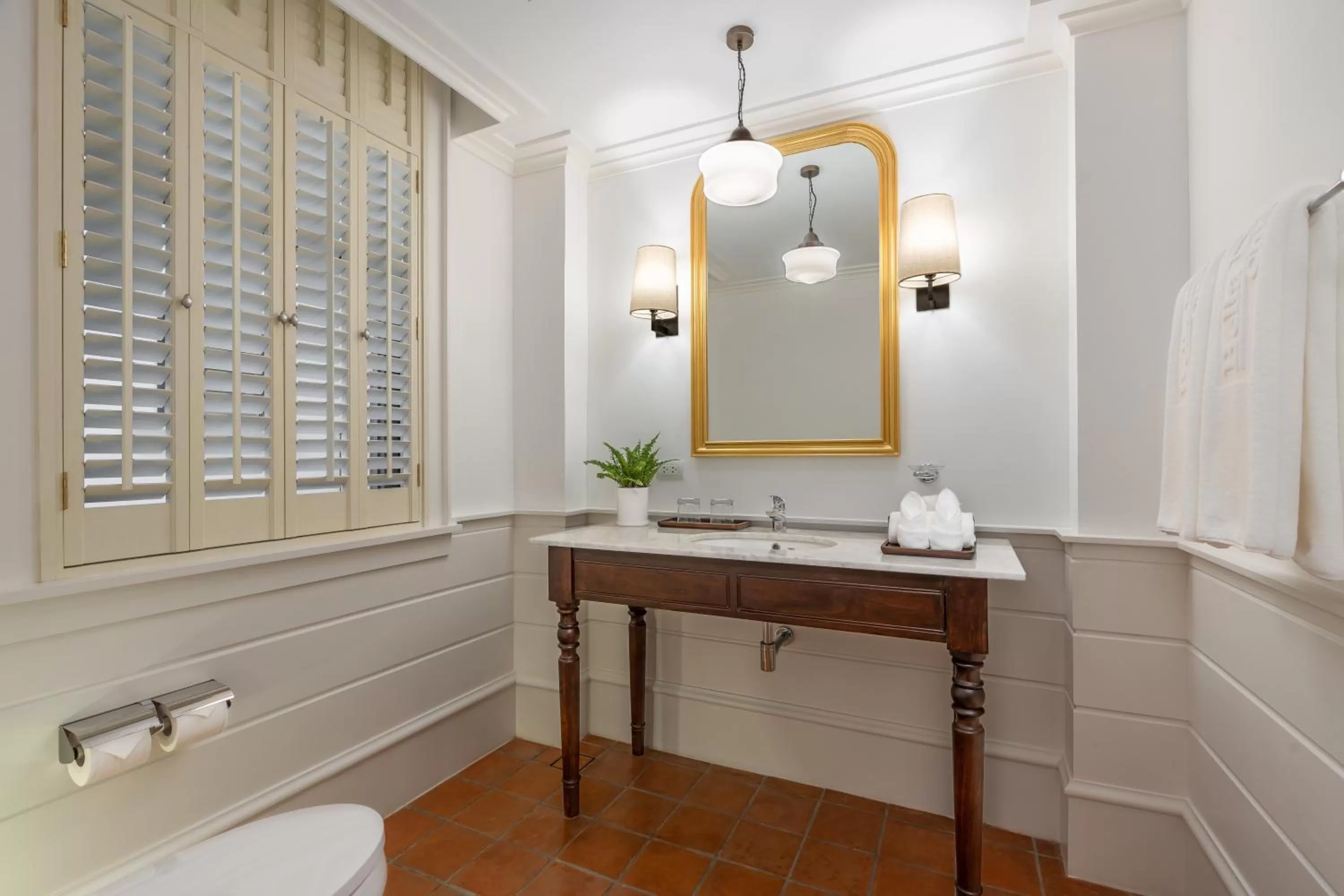 Toilet in Bella Nara Hotel Chiang Mai