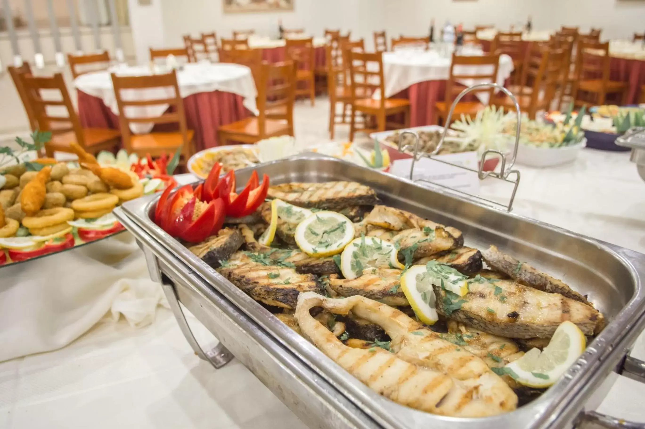 Restaurant/places to eat, Food in Hotel Cristal Caldas