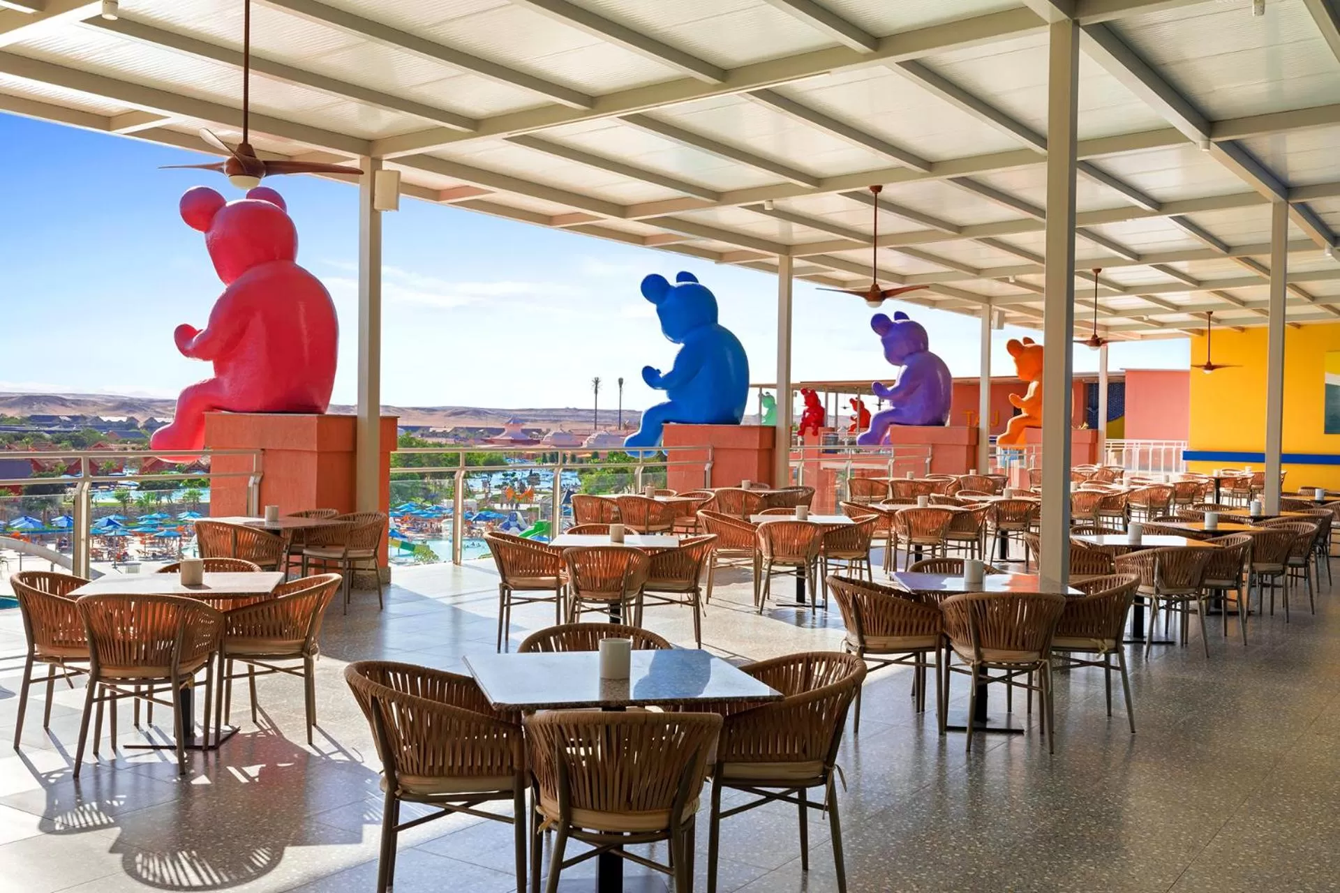 Lounge or bar in Pickalbatros Jungle Aqua Park - Neverland Hurghada