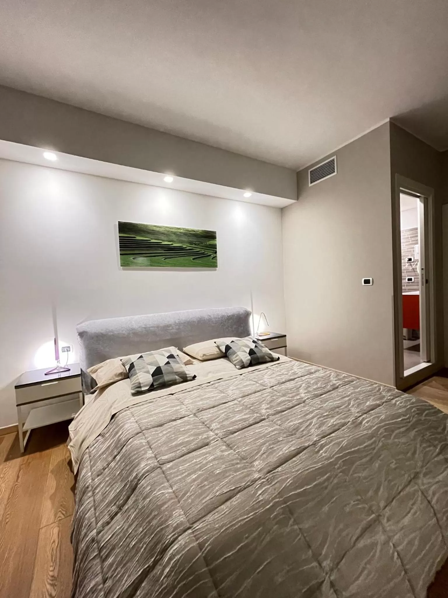 Bed in Smart House Rental Rooms FREE PARKING