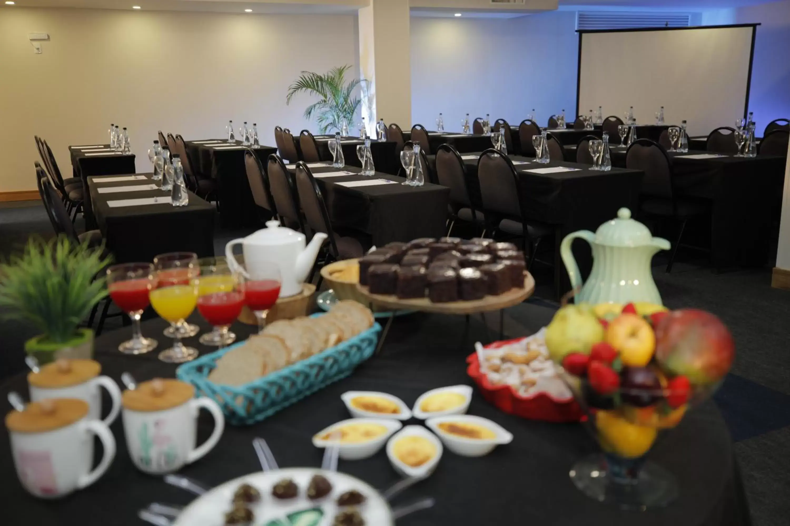 Food and drinks in Vivaz Cataratas Hotel Resort