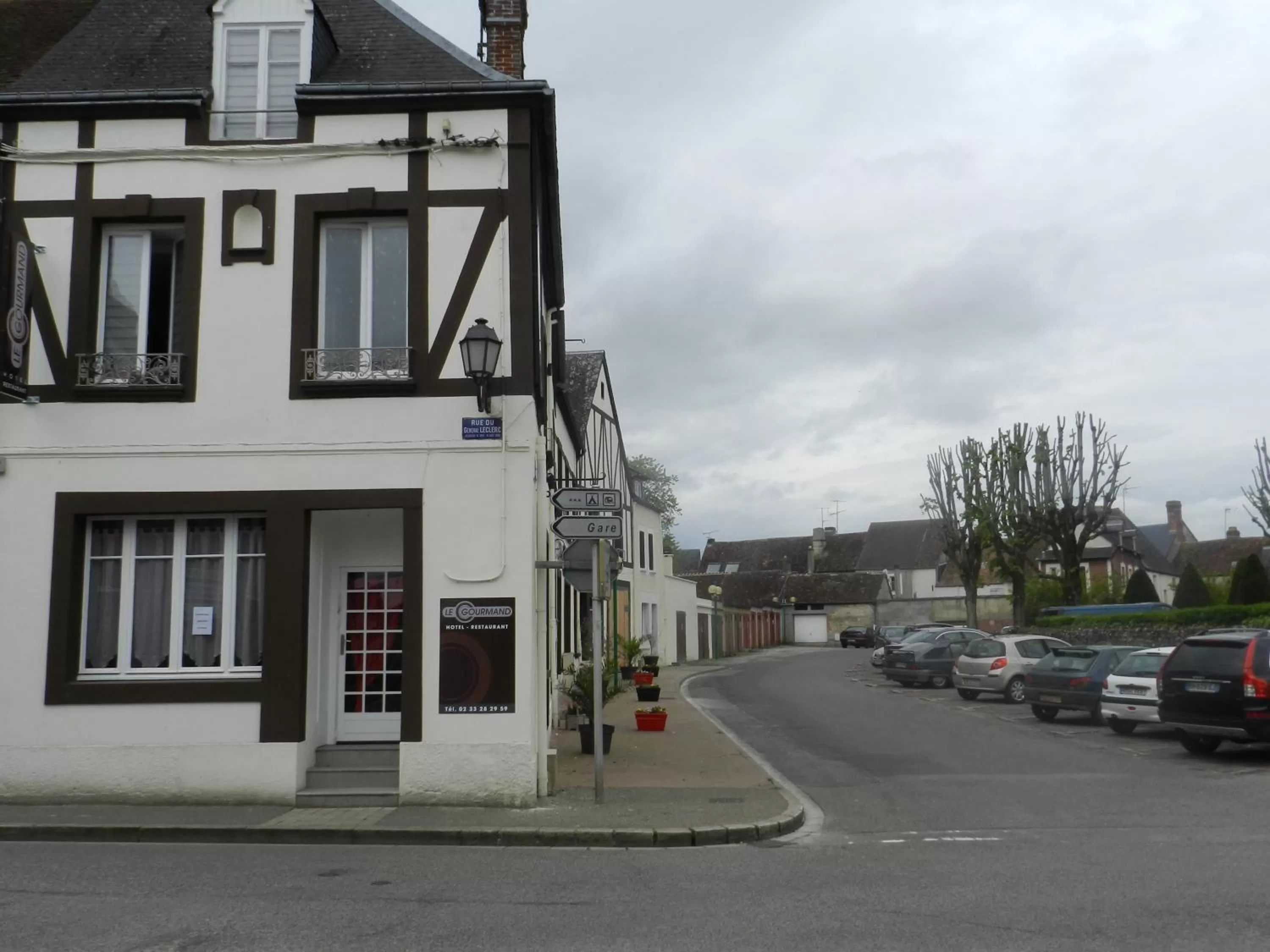 Facade/entrance in Le C Gourmand