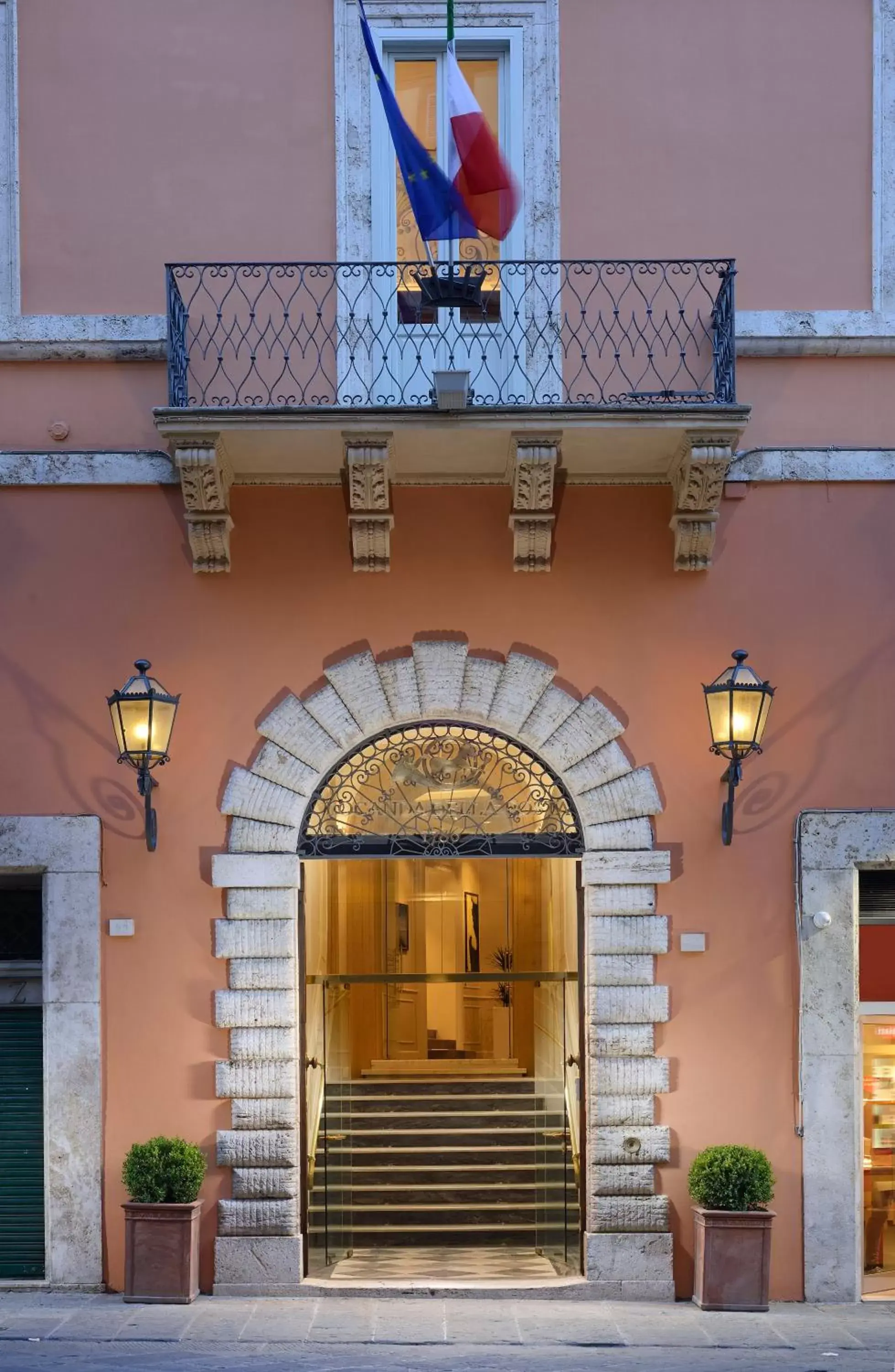 Facade/entrance in Locanda della Posta, Boutique Hotel Facade/entrance in Locanda della Posta, Boutique Hotel