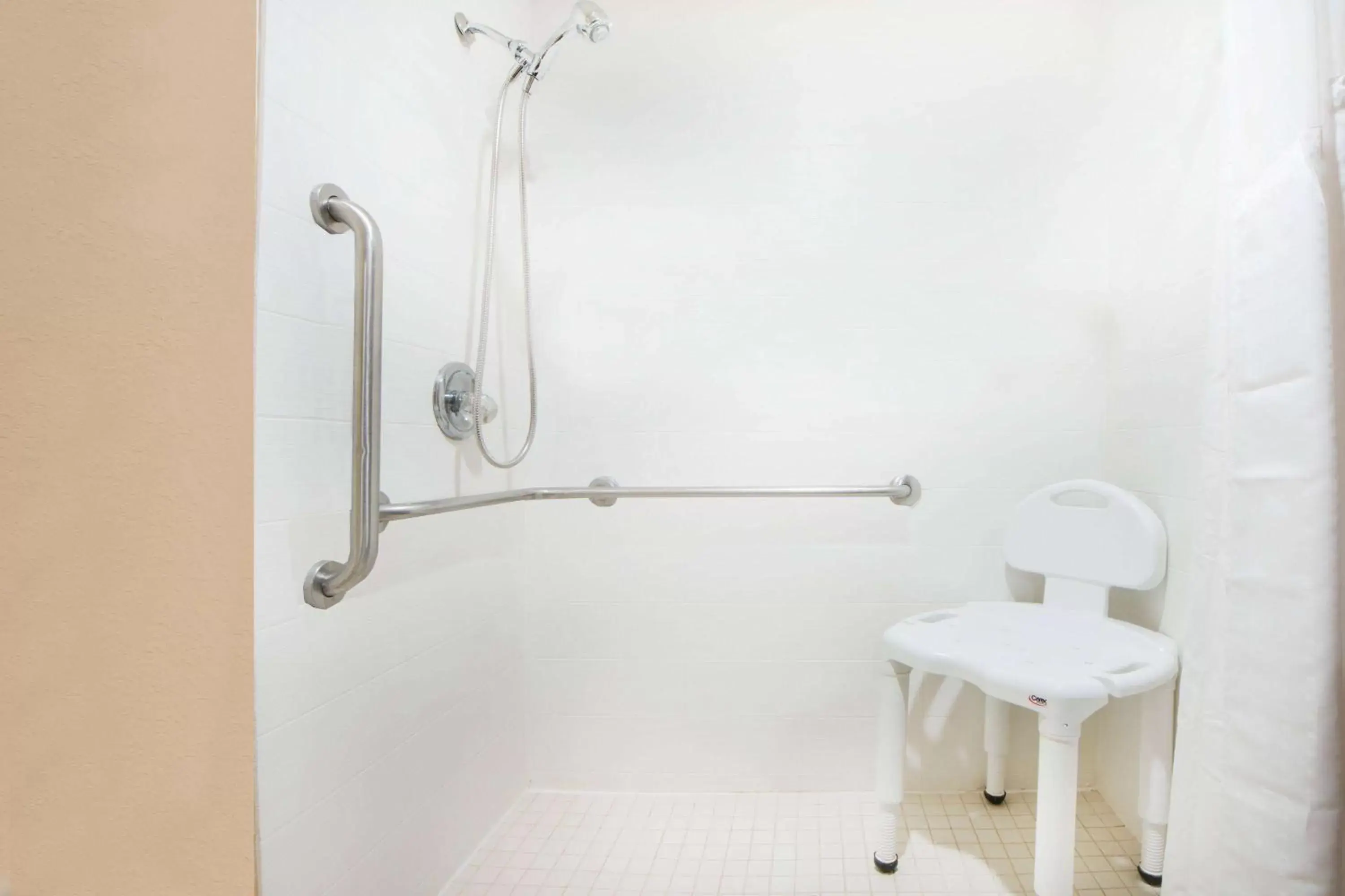 Shower, Bathroom in Travelodge by Wyndham Enid