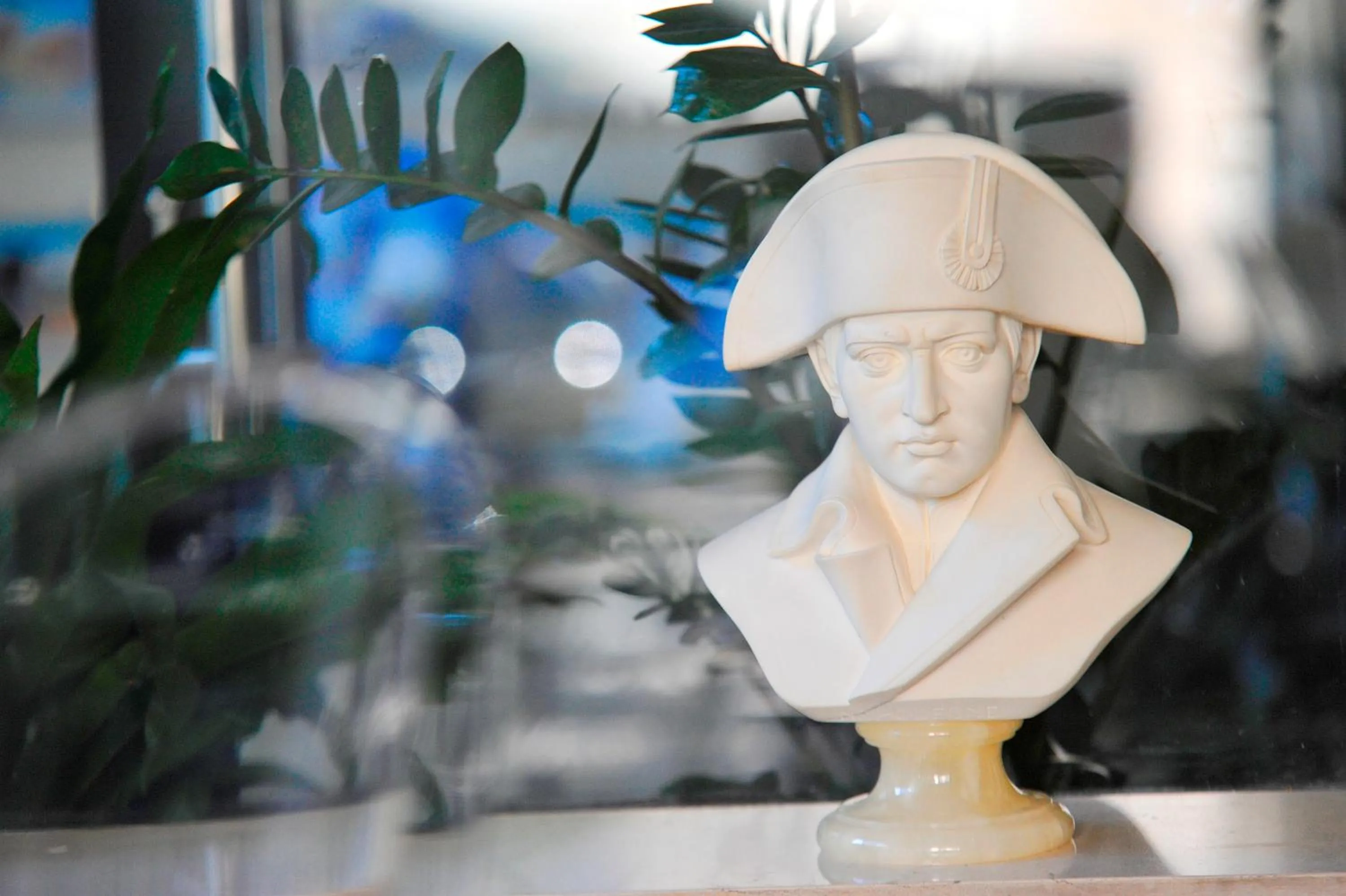 Lobby or reception in The Originals City, Hôtel Napoléon, La Roche-sur-Yon