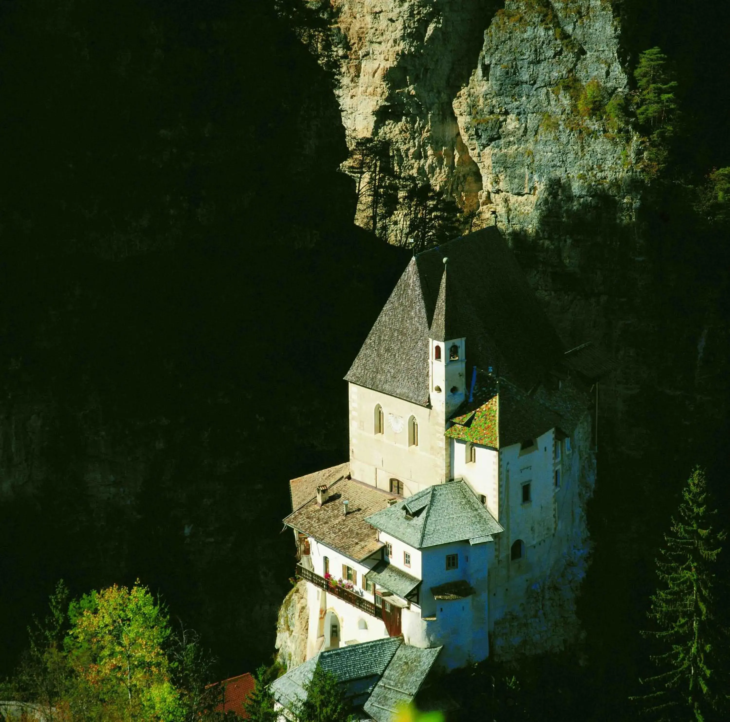 Nearby landmark, Property Building in Albergo Tuenno