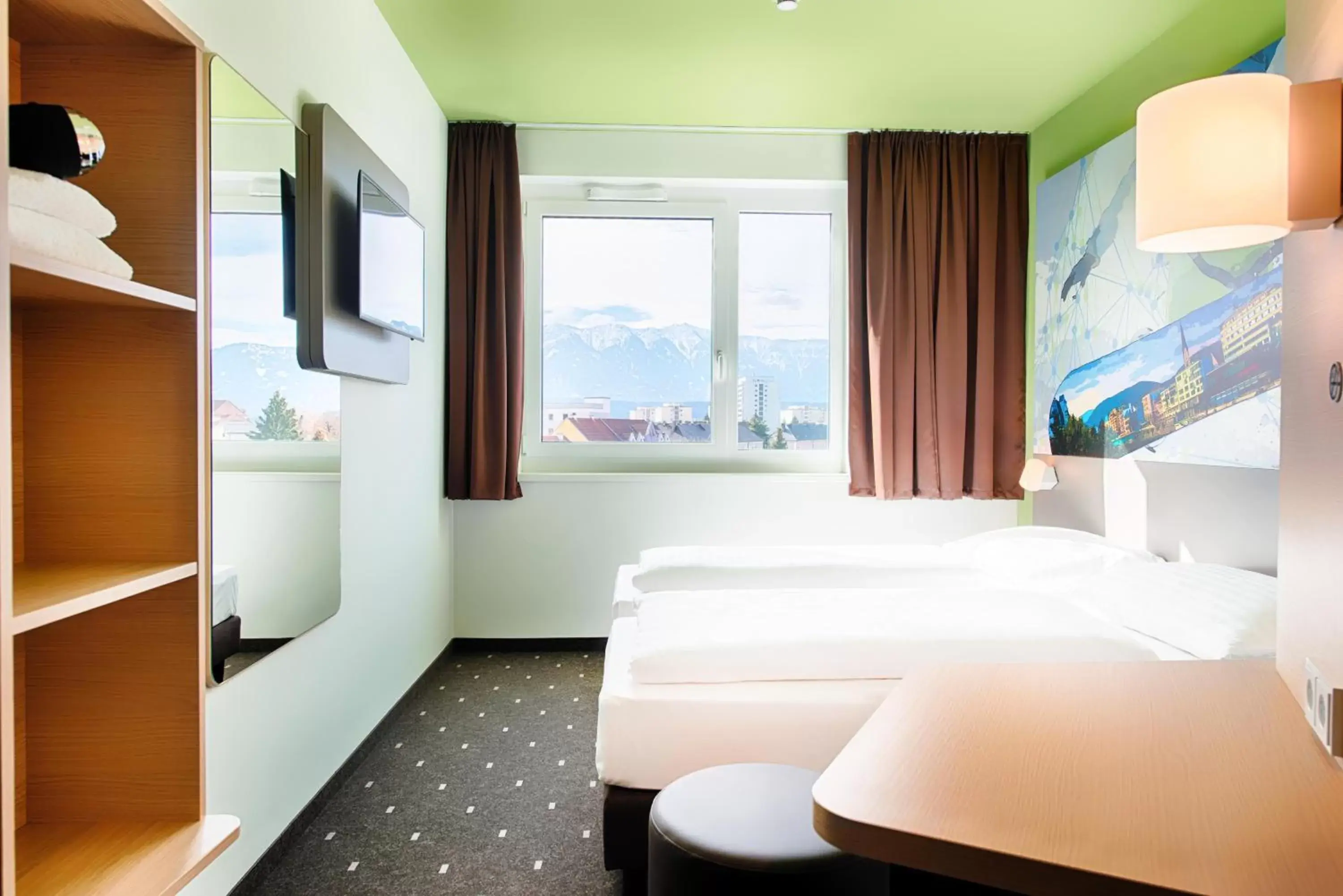 Photo of the whole room in B&B Hotel Villach