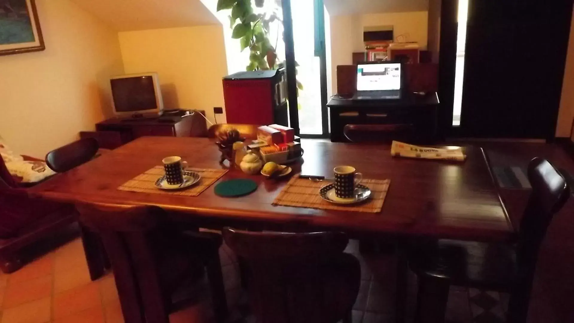 Dining Area in B&B I Tre Nuraghi