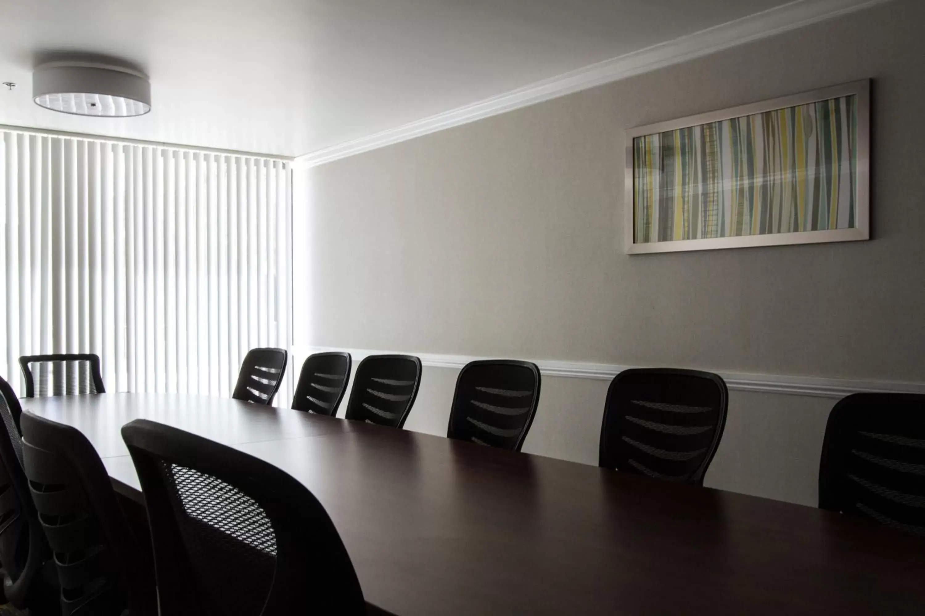 Meeting/conference room in Holiday Inn Victorville, an IHG Hotel