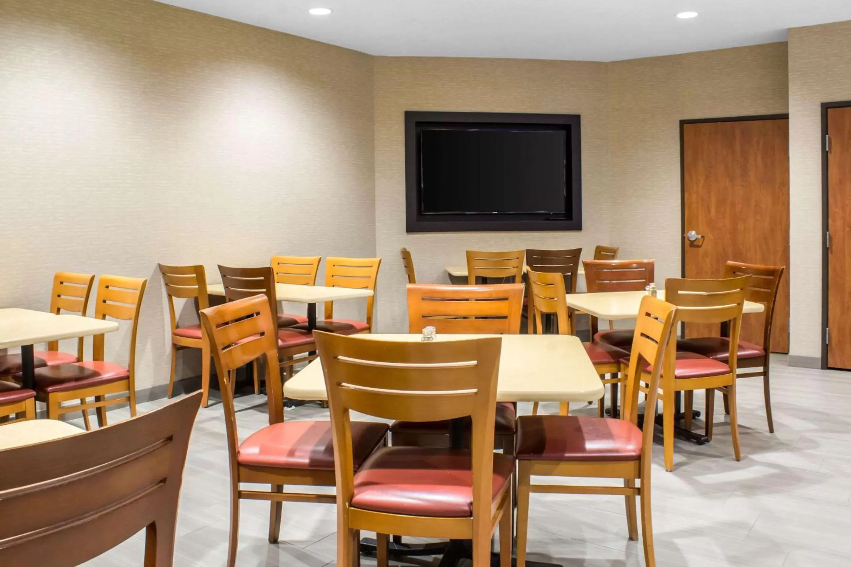Restaurant/Places to Eat in Econo Lodge Ankeny – Des Moines