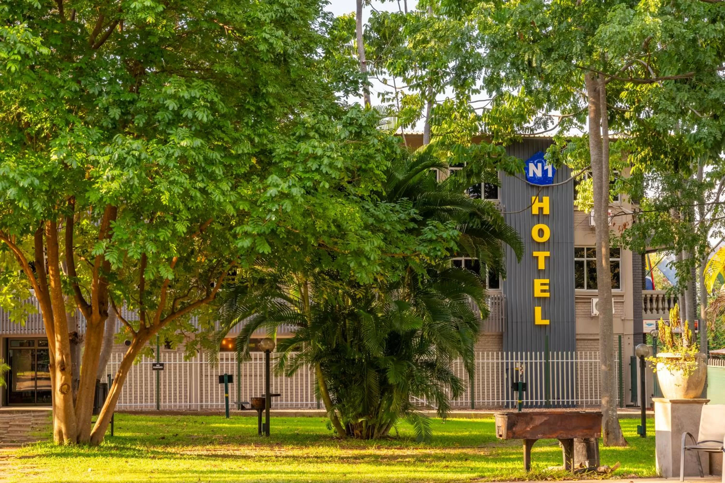 Property building in N1 Hotel & Campsite Victoria Falls