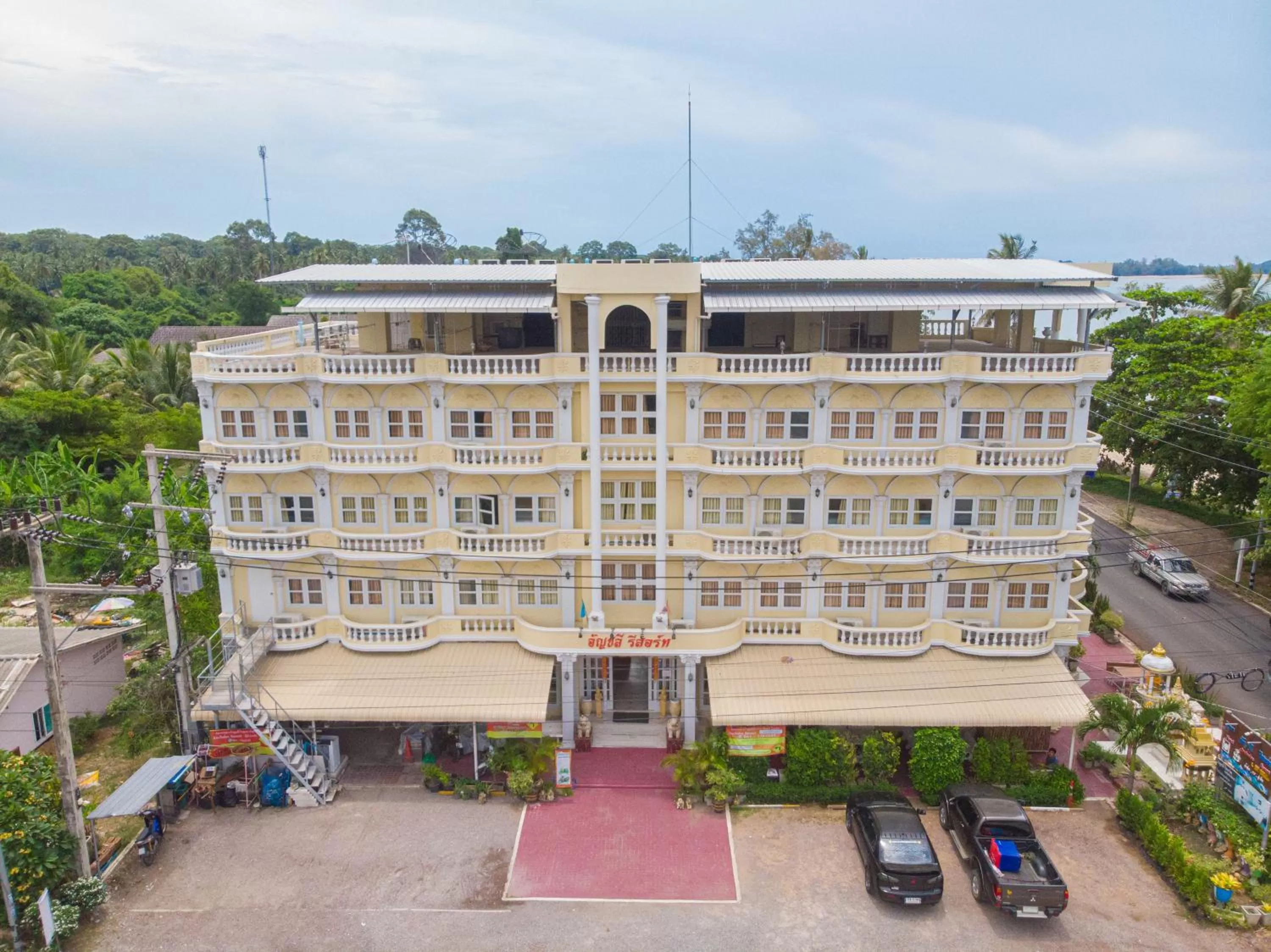 Property building in Anchalee Resort