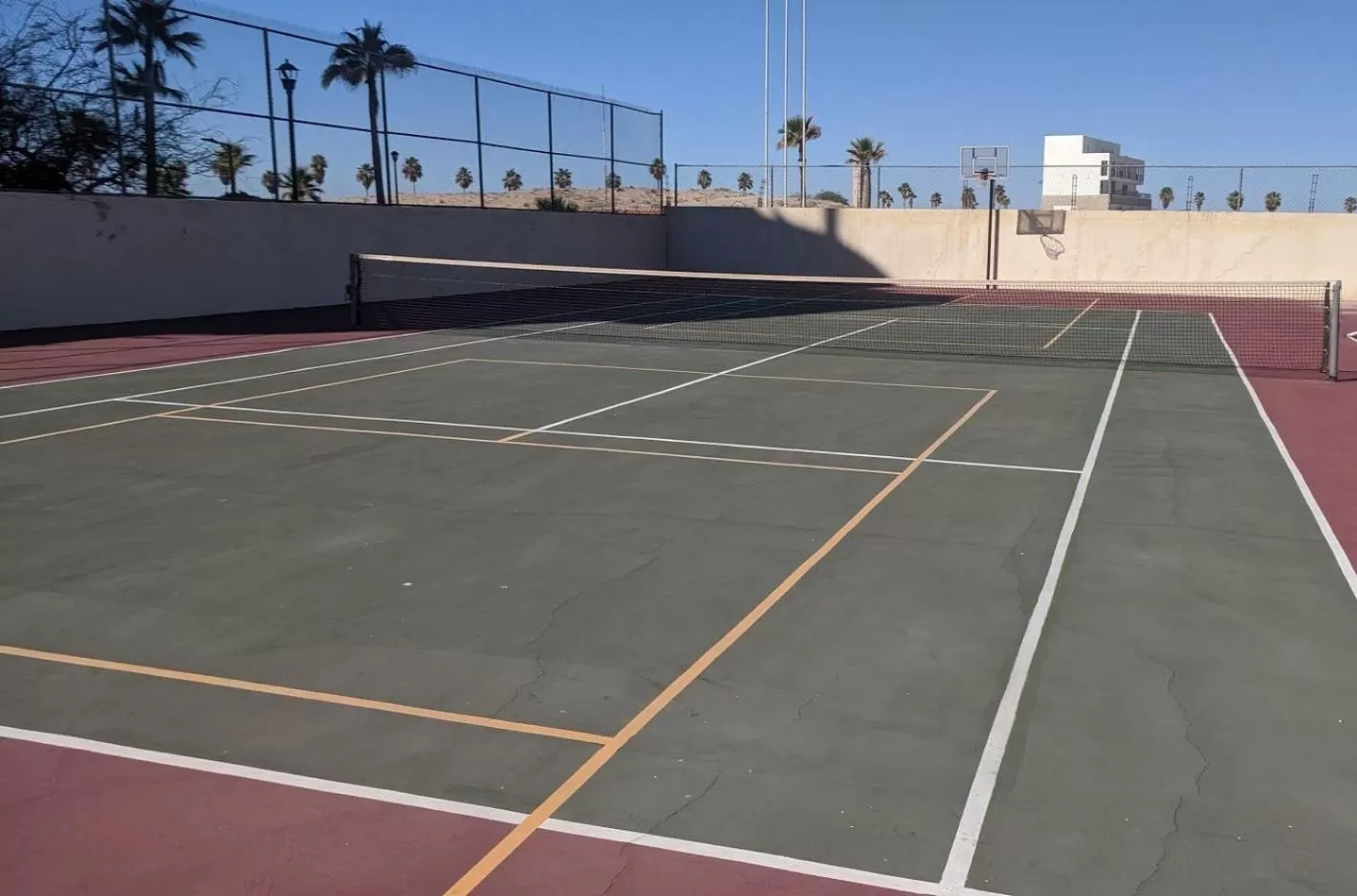 Tennis court in Sonoran Sea 310-W - Modern 1 bedroom