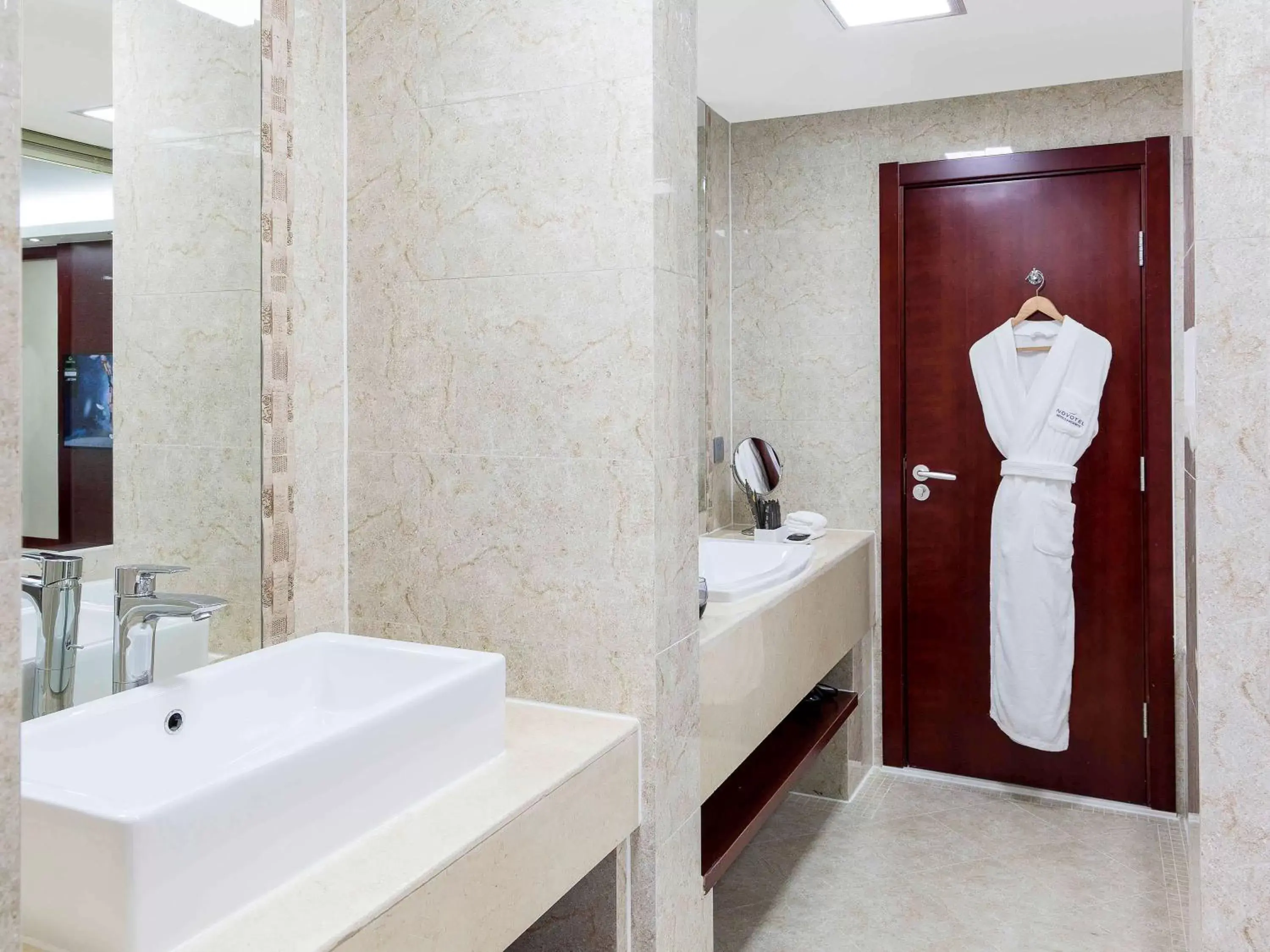 Photo of the whole room, Bathroom in Novotel Ulaanbaatar