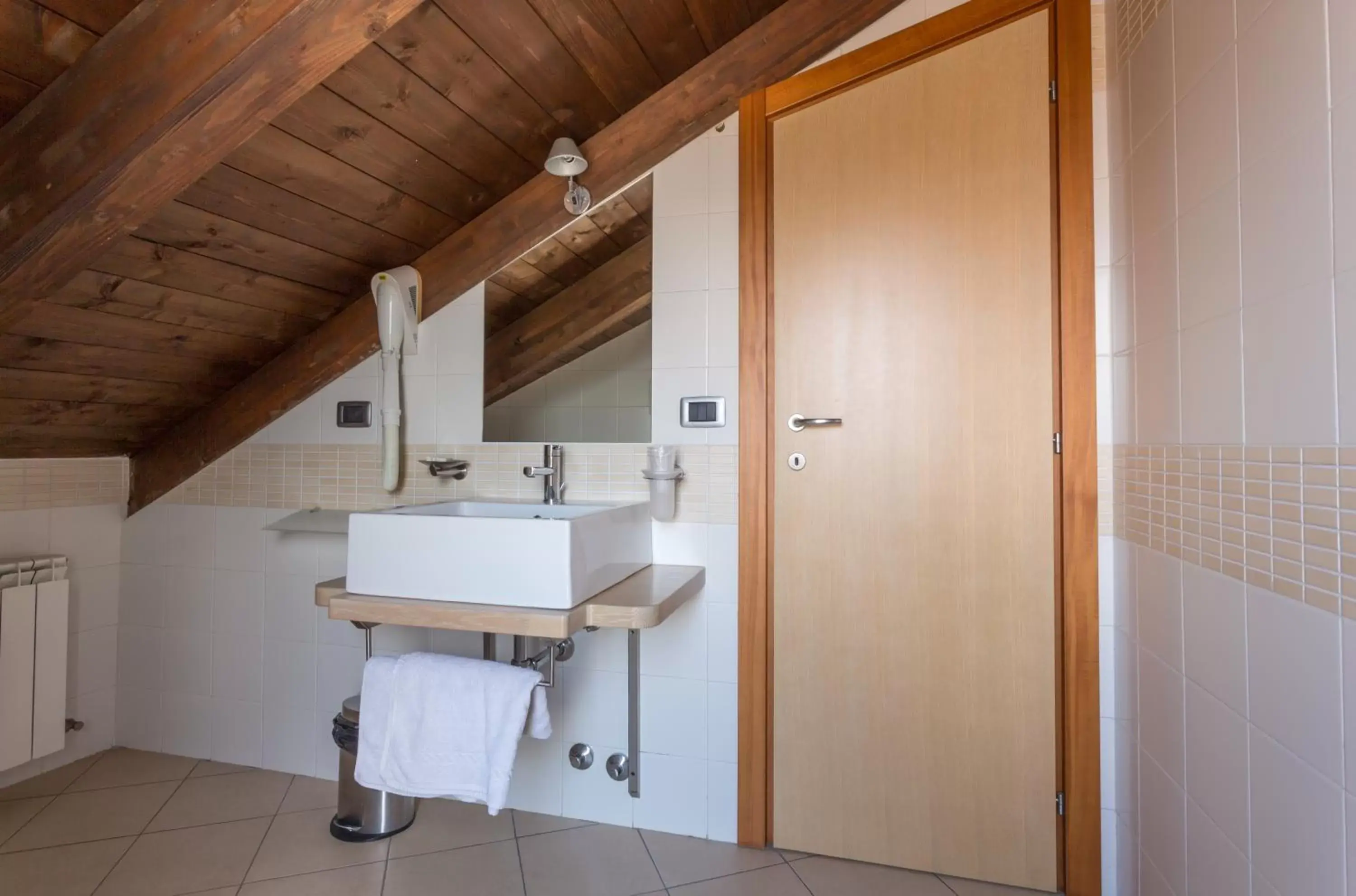 Bathroom in Hotel Conte Ruggero