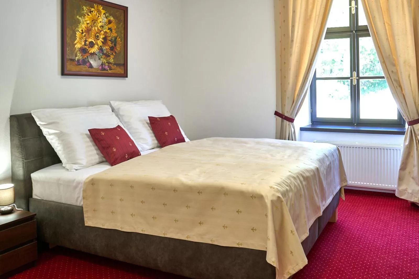 Bed in Vila Lovců králových