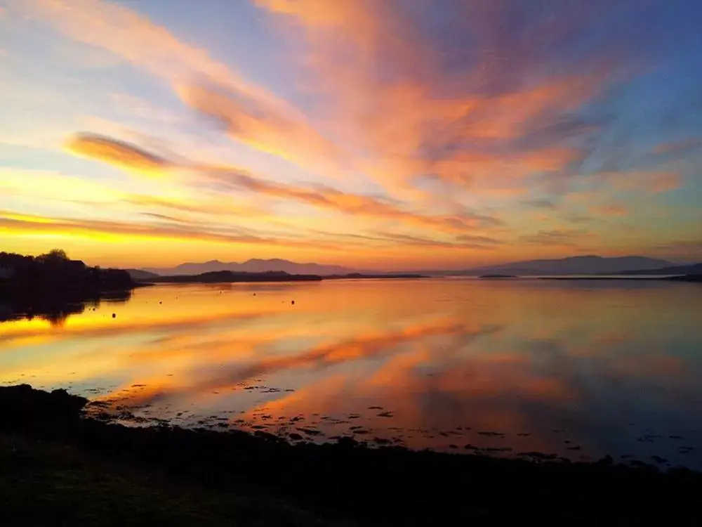 Sunset, Sunrise/Sunset in Oyster Inn Connel