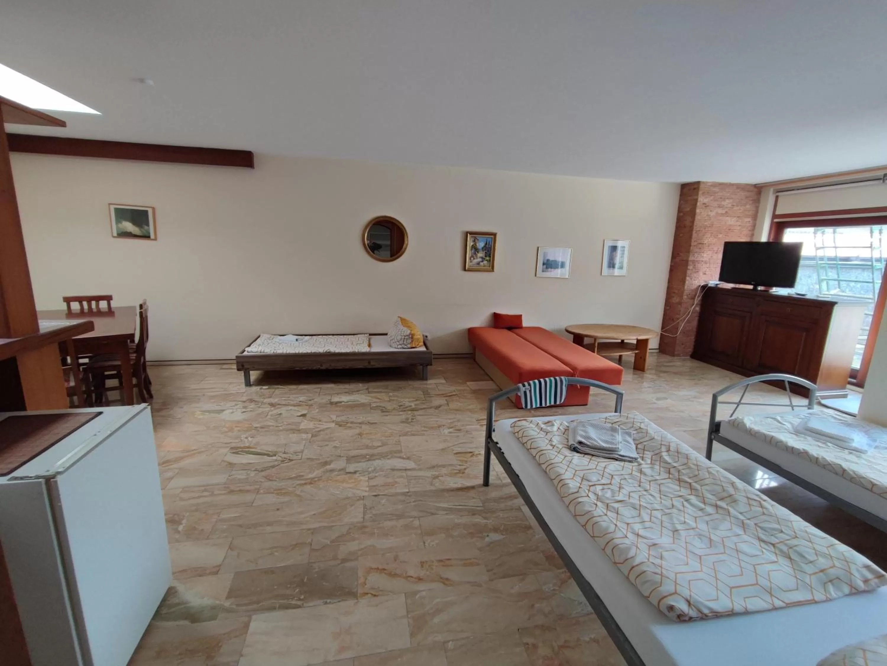 Bedroom, Seating Area in HOTEL Schiff