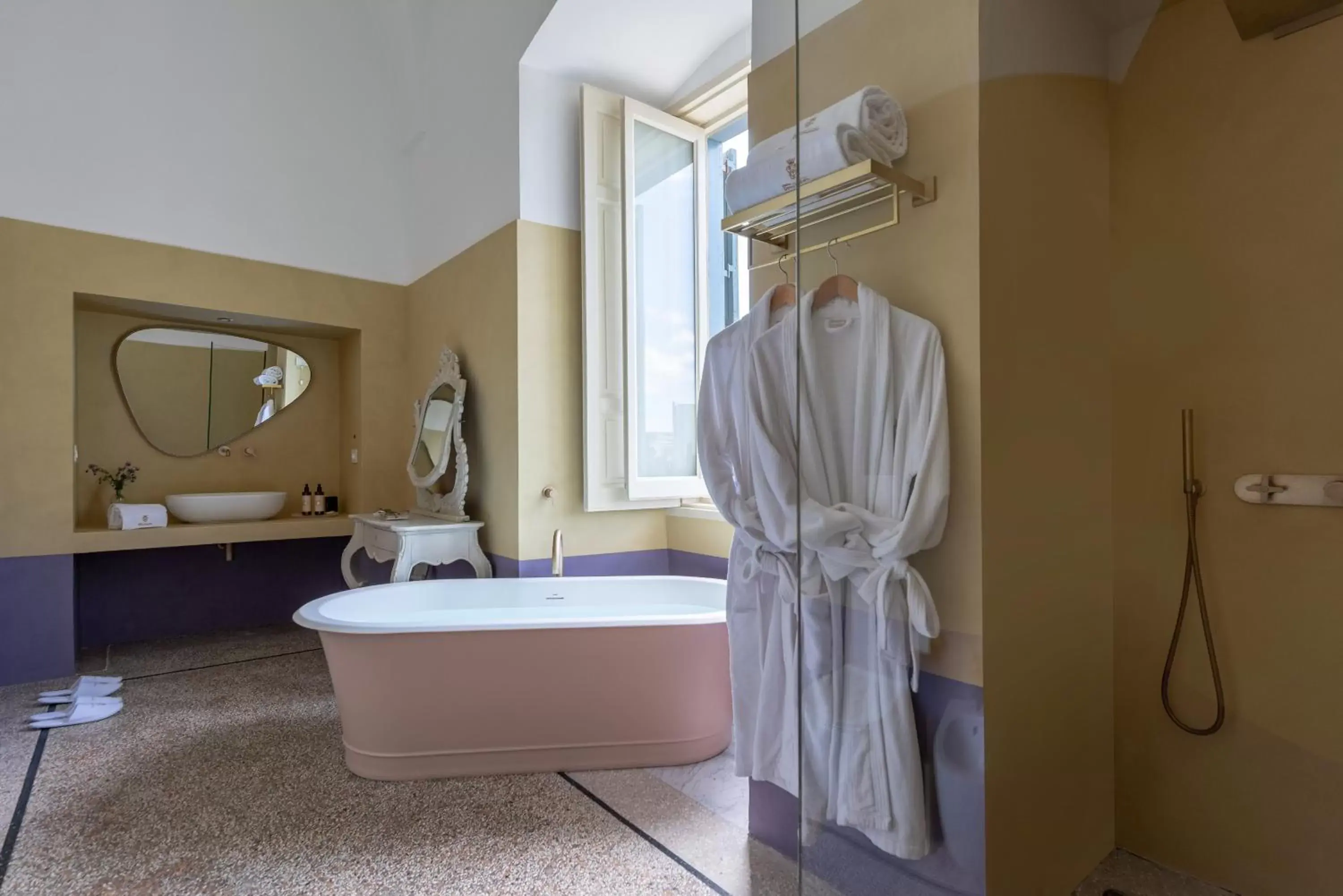 Bathroom in Palazzo Donna Elisabetta