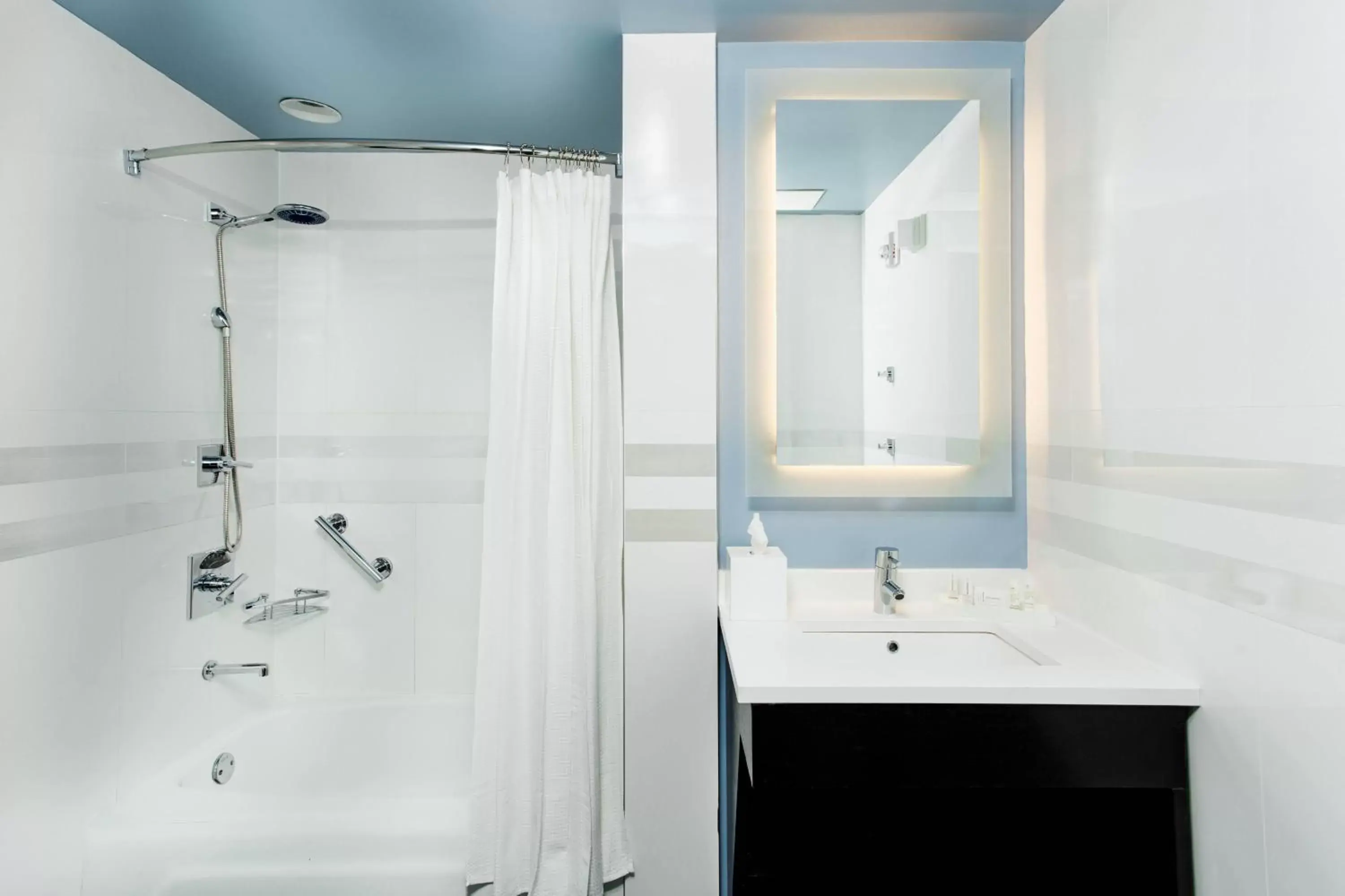 Bathroom in Residence Inn by Marriott New York Manhattan/Central Park