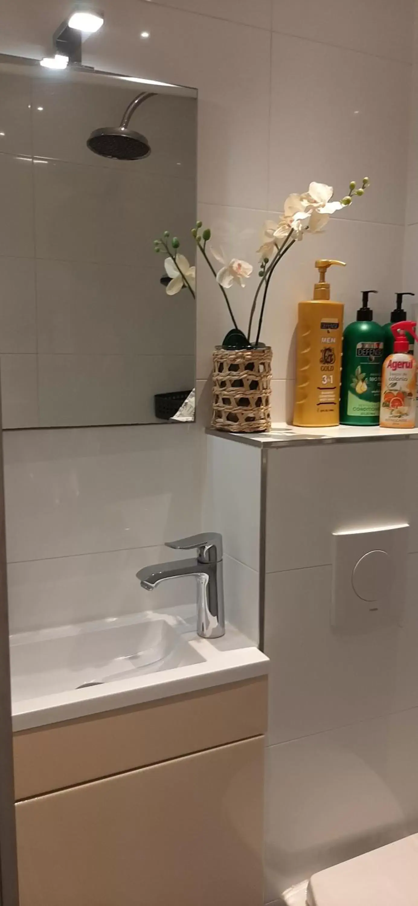 Bathroom in Mi BnB Amsterdam