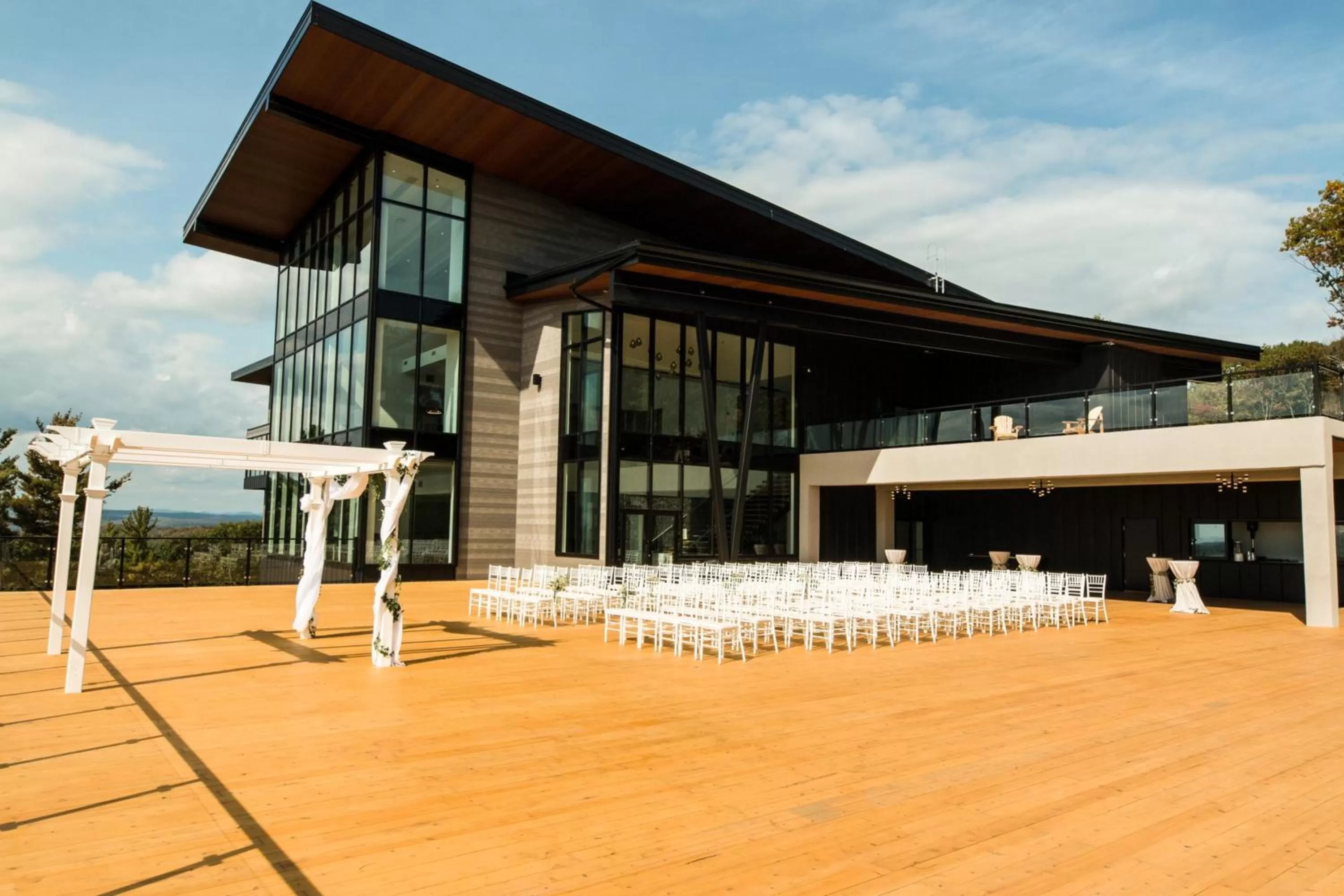 Balcony/Terrace in Auberge de la Montagne Coupée