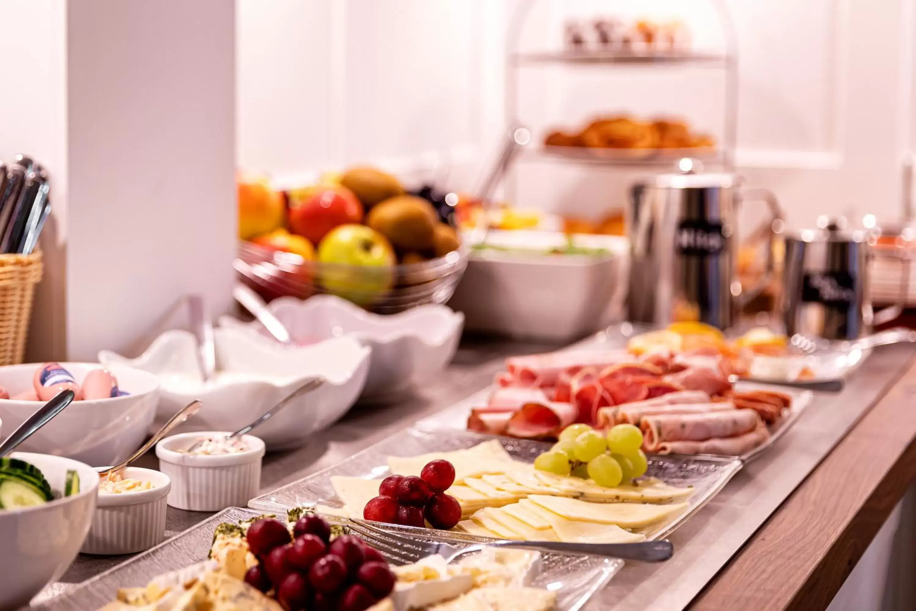 Buffet breakfast in Hotel Alsterblick