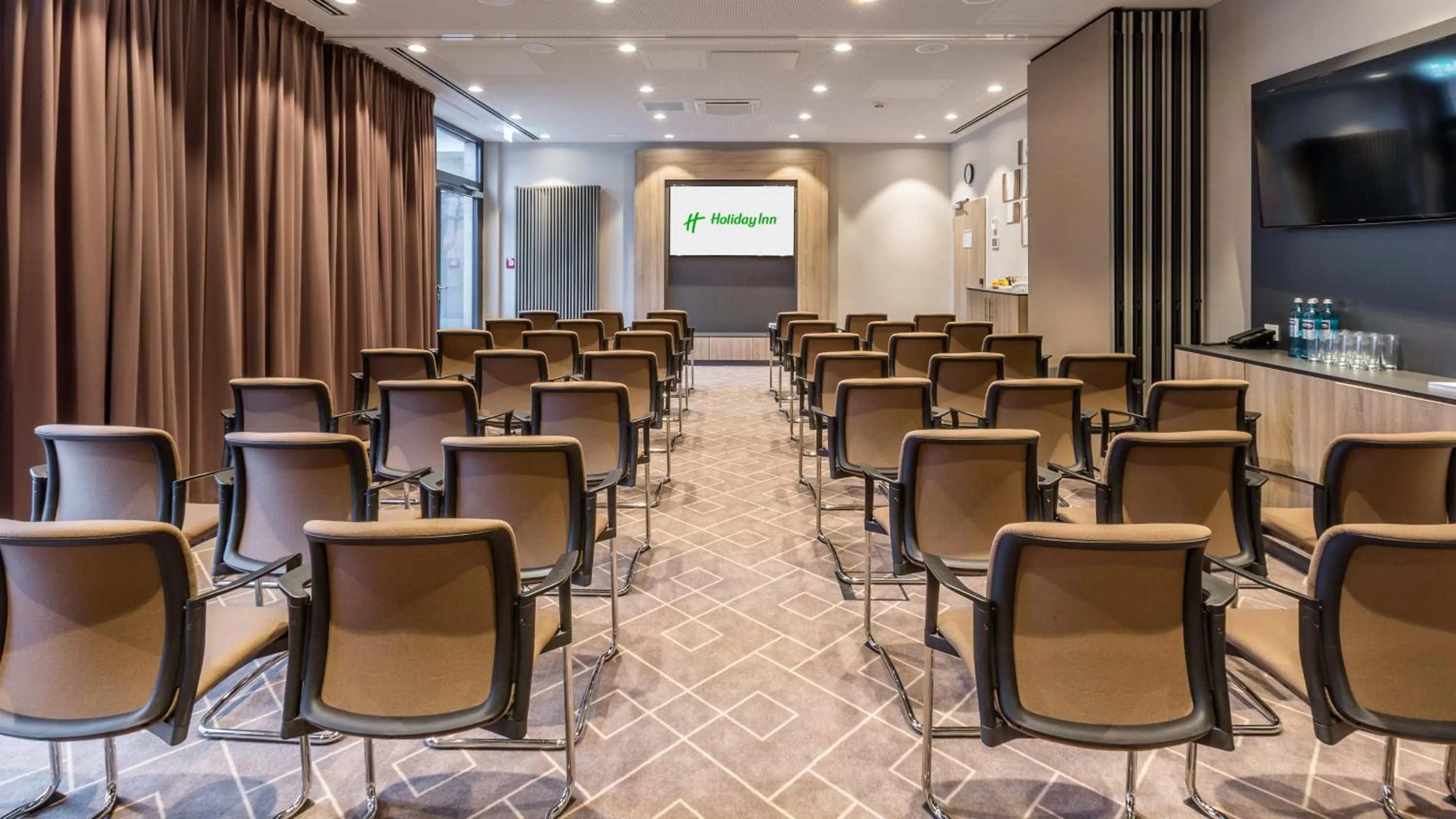 Meeting/conference room in Holiday Inn Munich - City East, an IHG Hotel