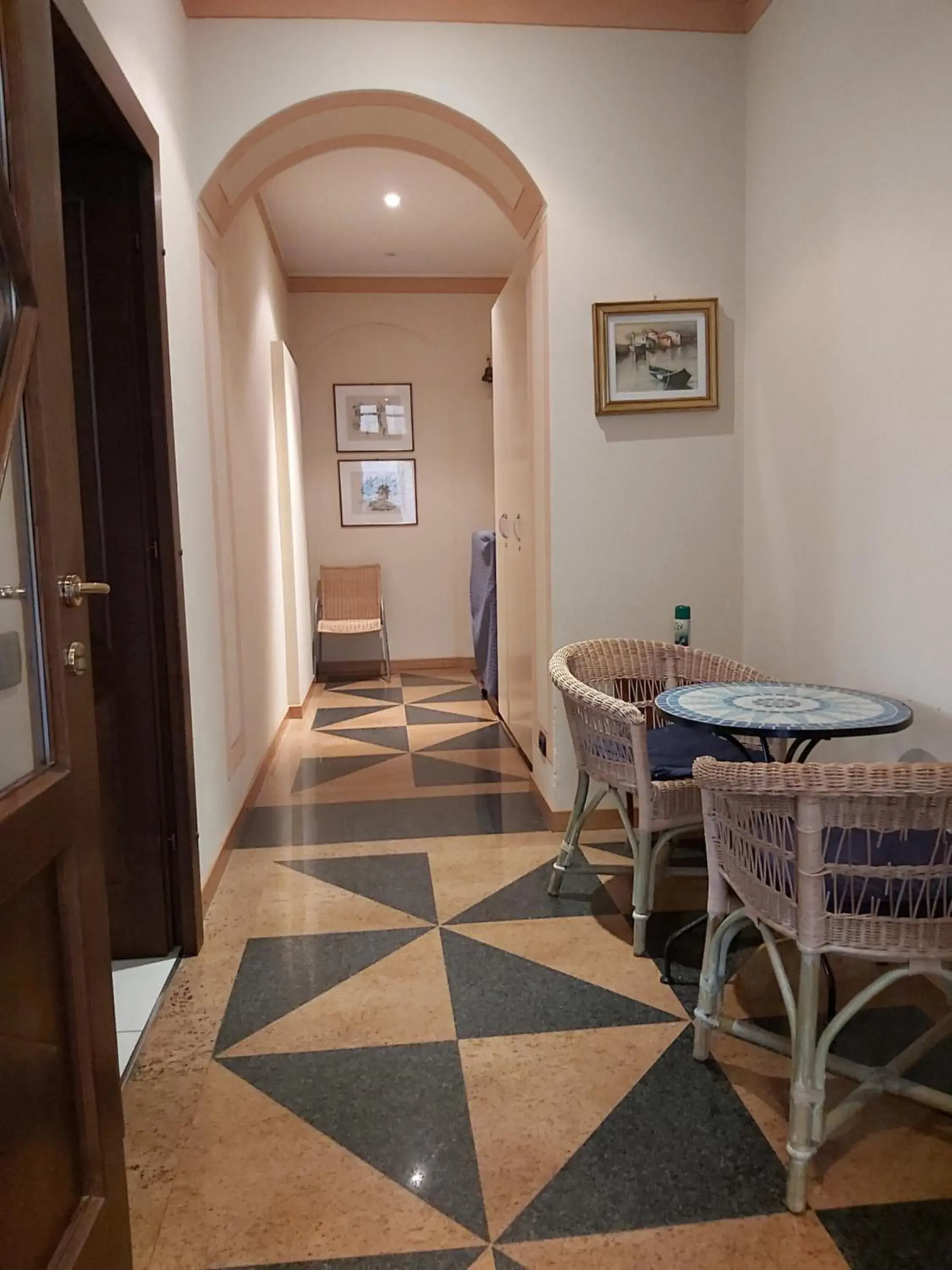 Decorative detail, Dining Area in Hotel Marco's