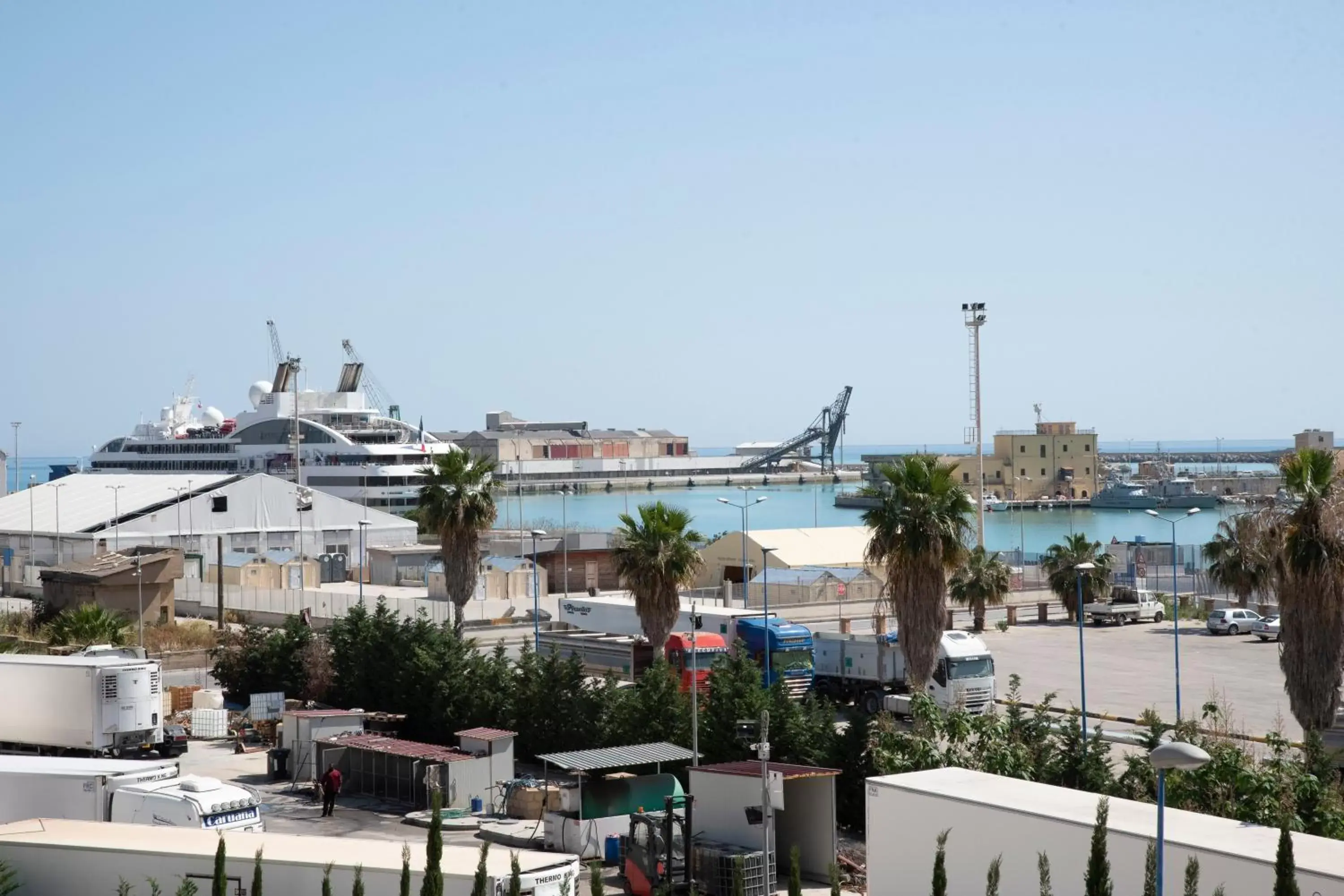 Double Room with Balcony and Sea View in Carlo V - Holiday Rooms Double Room with Balcony and Sea View in Carlo V - Holiday Rooms