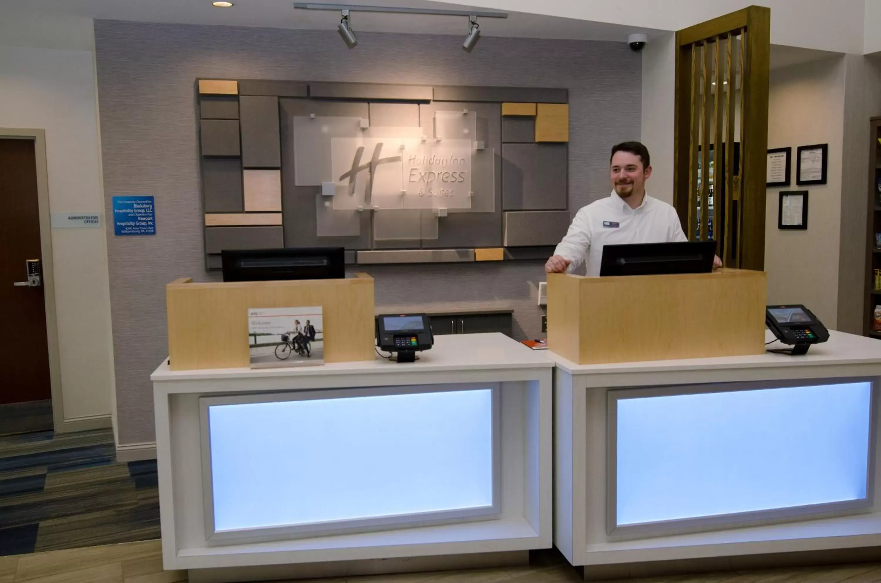 Property building, Lobby/Reception in Holiday Inn Express Blacksburg, an IHG Hotel