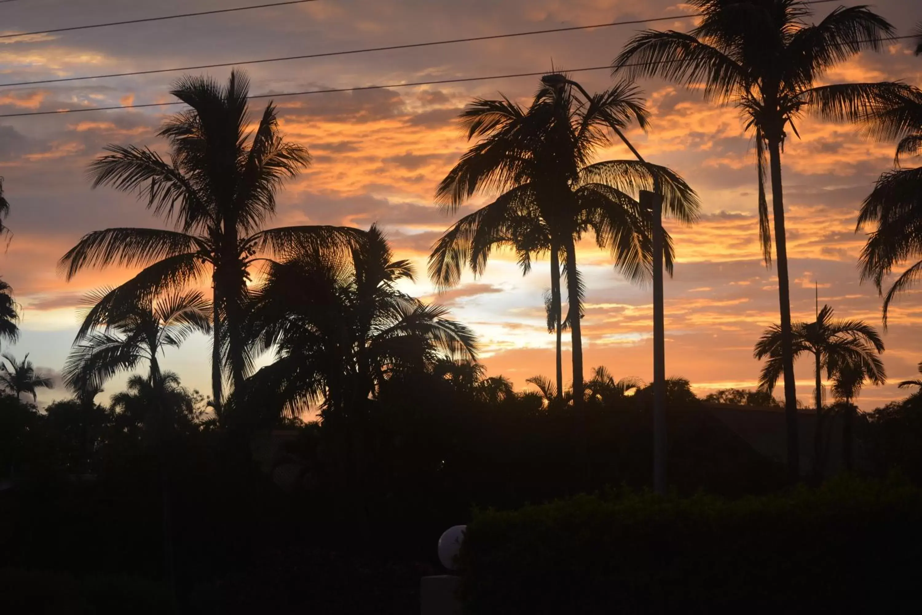 Natural landscape, Sunrise/Sunset in Rocky Gardens Motor Inn Rockhampton