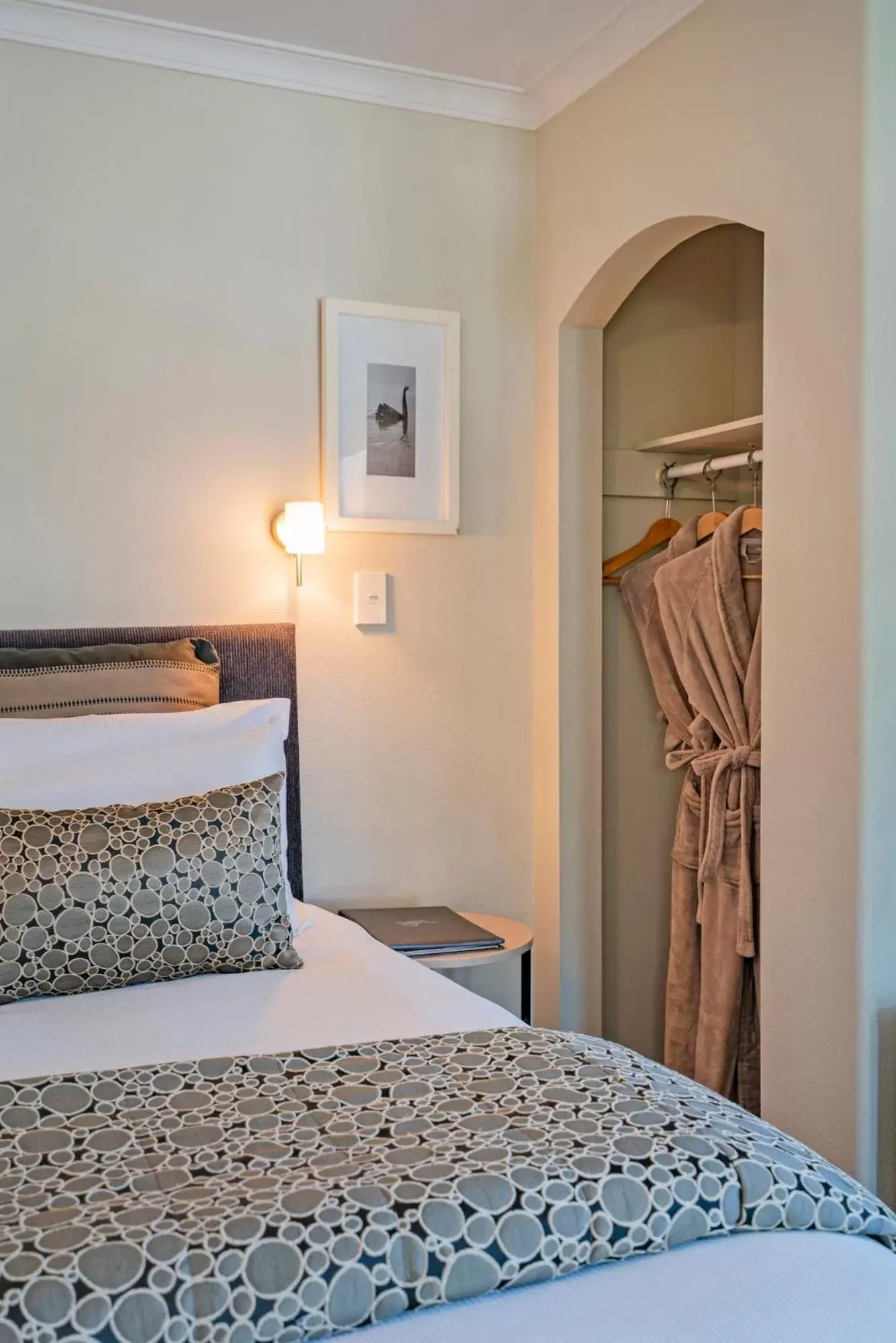 Bed in Silver Fern Rotorua Suites & Spa Bed in Silver Fern Rotorua Suites & Spa