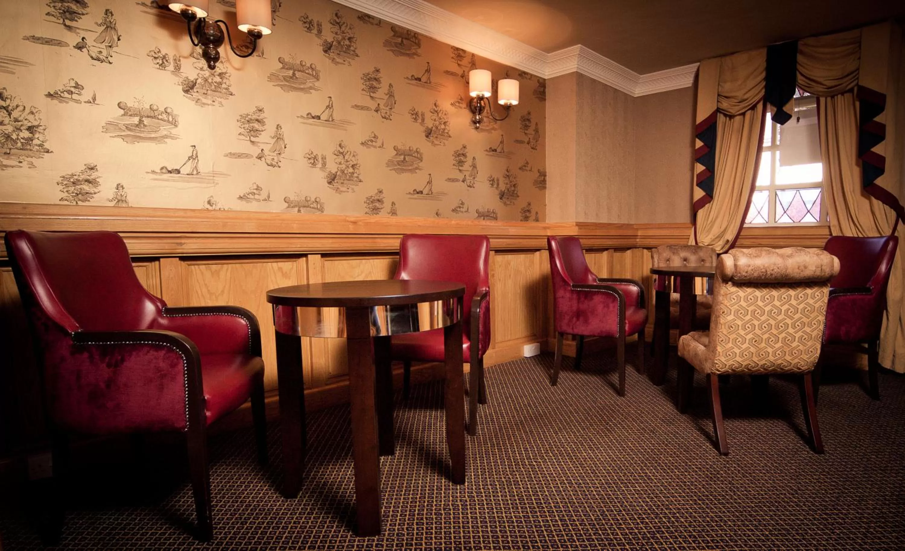 Lobby or reception in Darnley Lodge Hotel