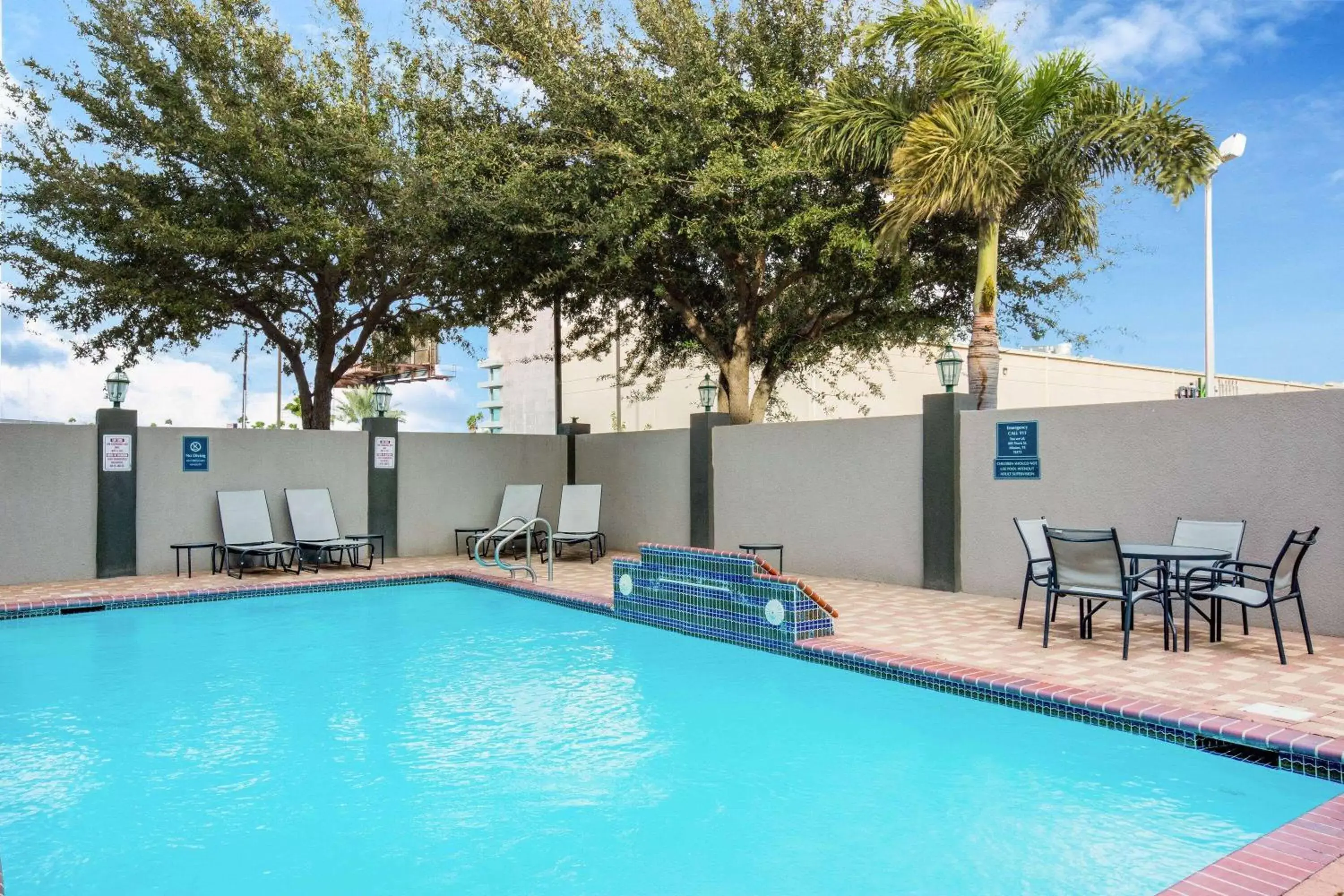 Pool view, Swimming Pool in La Quinta by Wyndham Mission at West McAllen