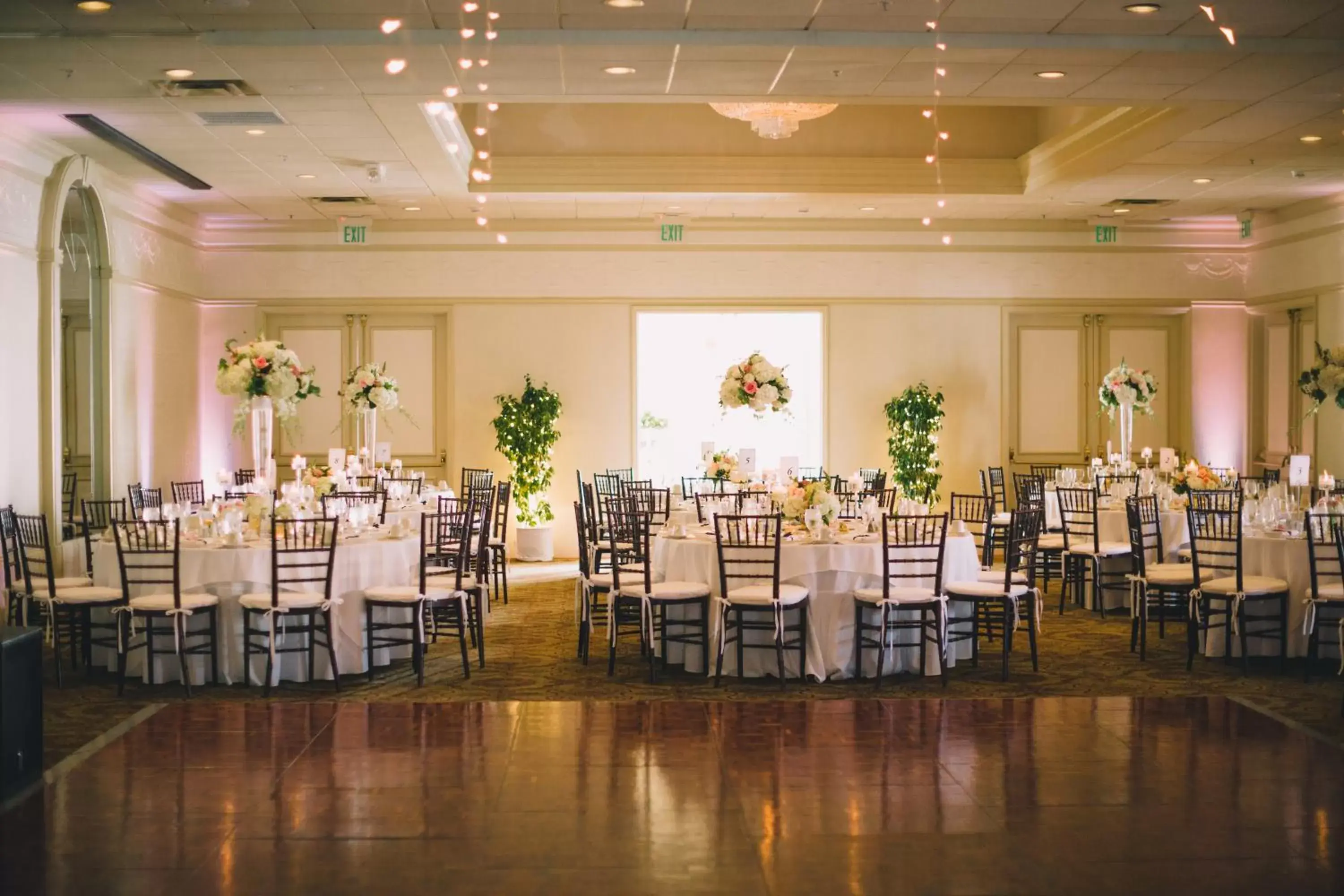 Banquet/Function facilities, Restaurant/Places to Eat in General Morgan Inn