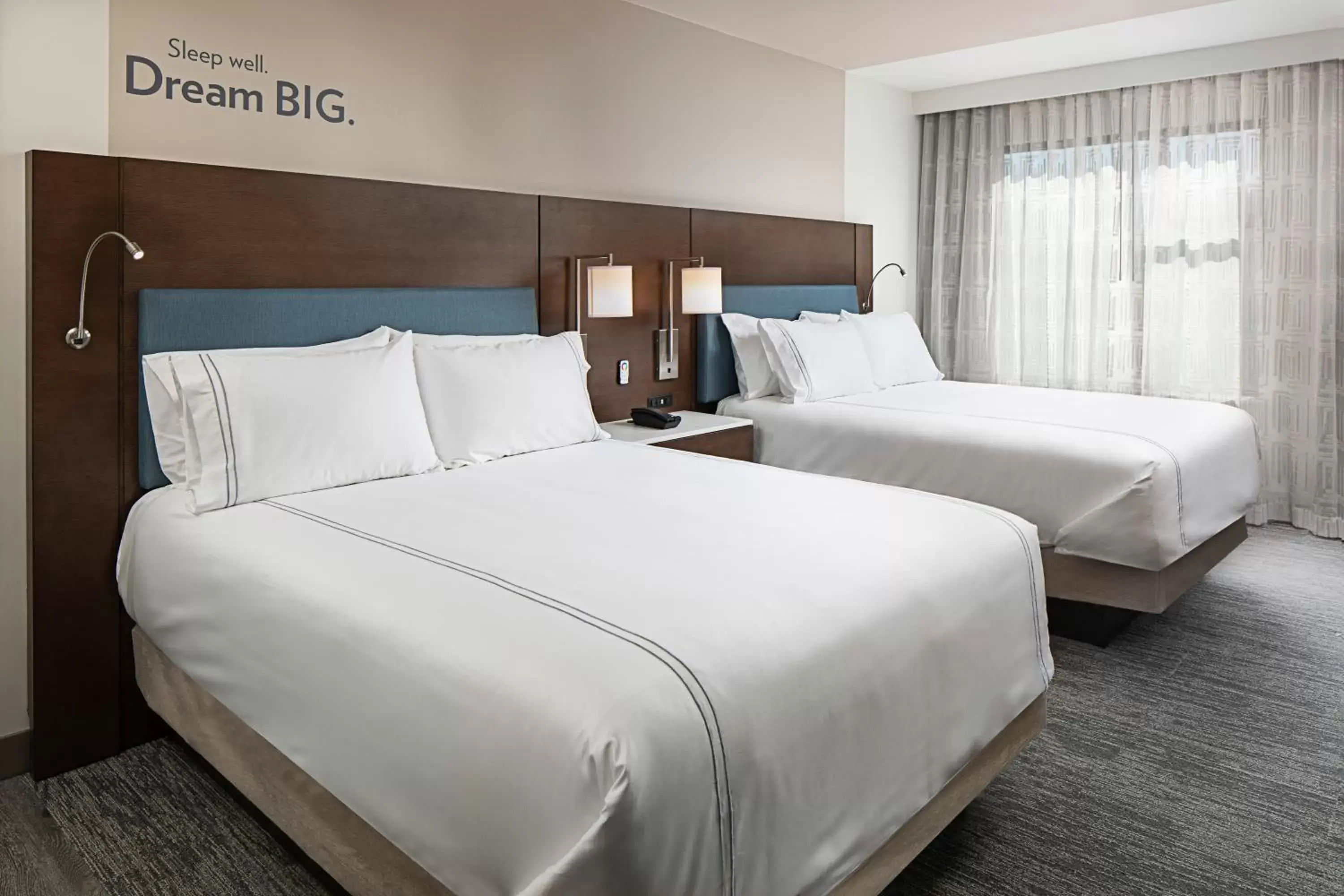Photo of the whole room, Bed in EVEN Hotel Atlanta - Cobb Galleria, an IHG Hotel