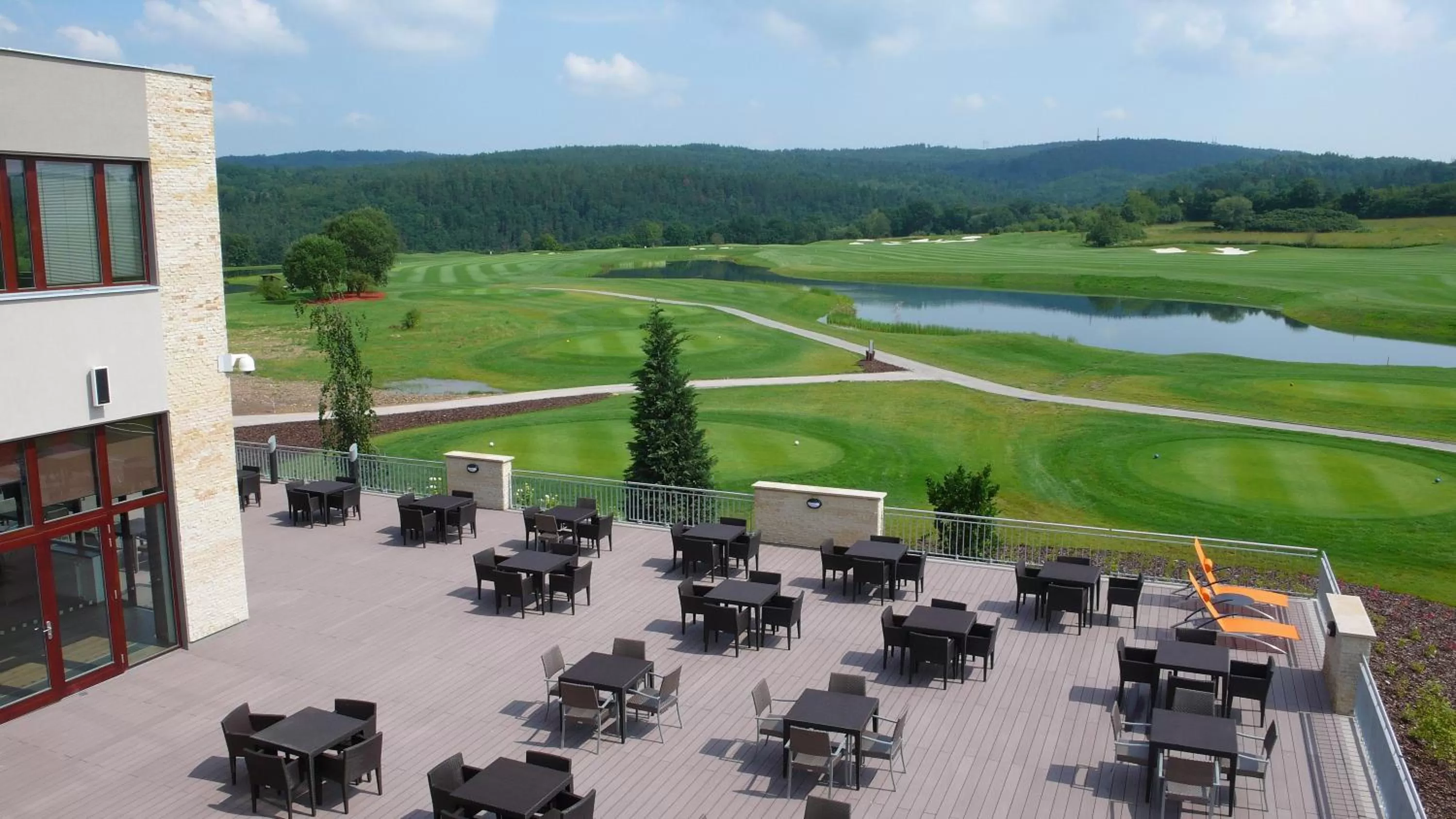Restaurant/places to eat in Hotel Beroun Golf Club