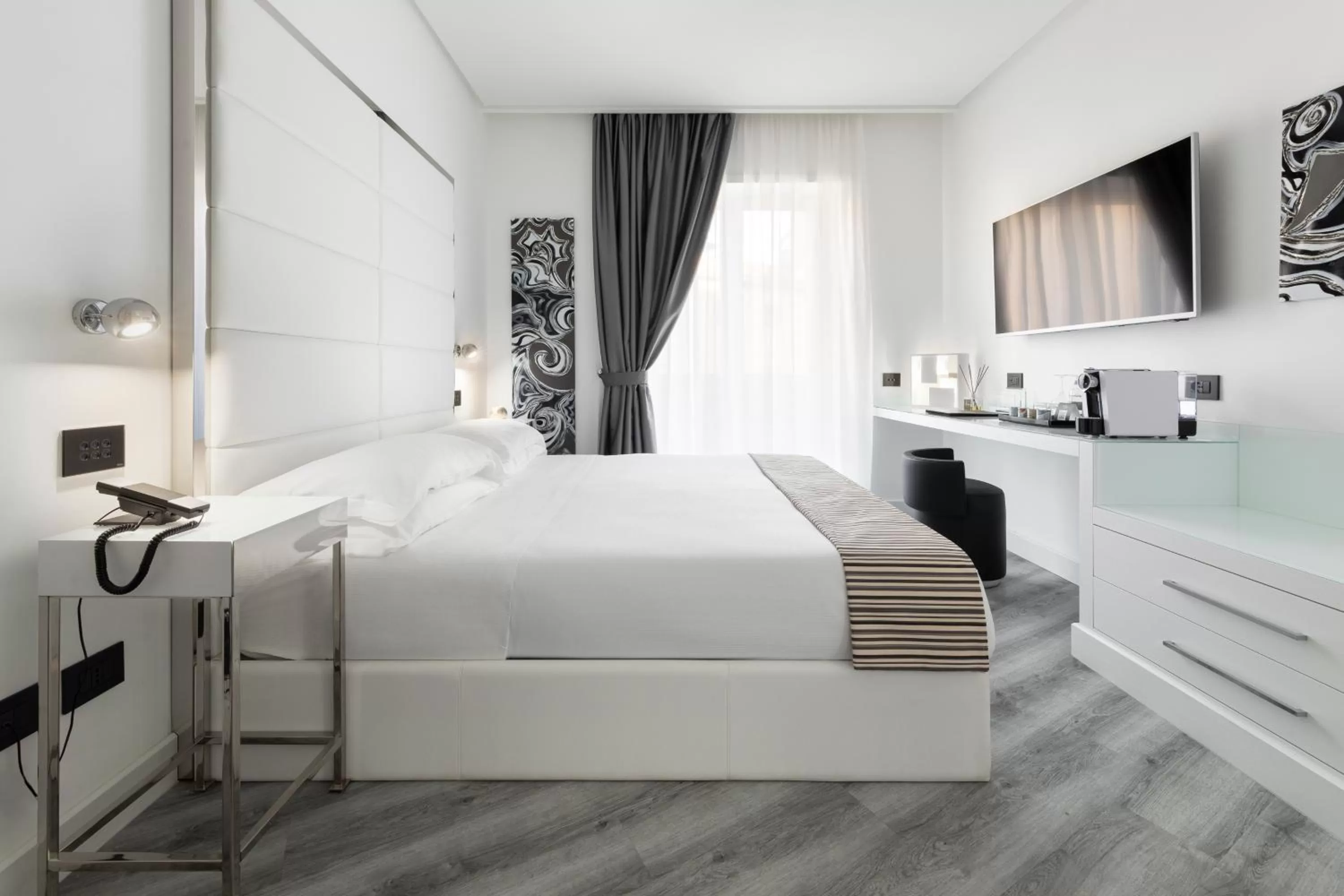 Bedroom, Bed in LHP Napoli Palace & SPA