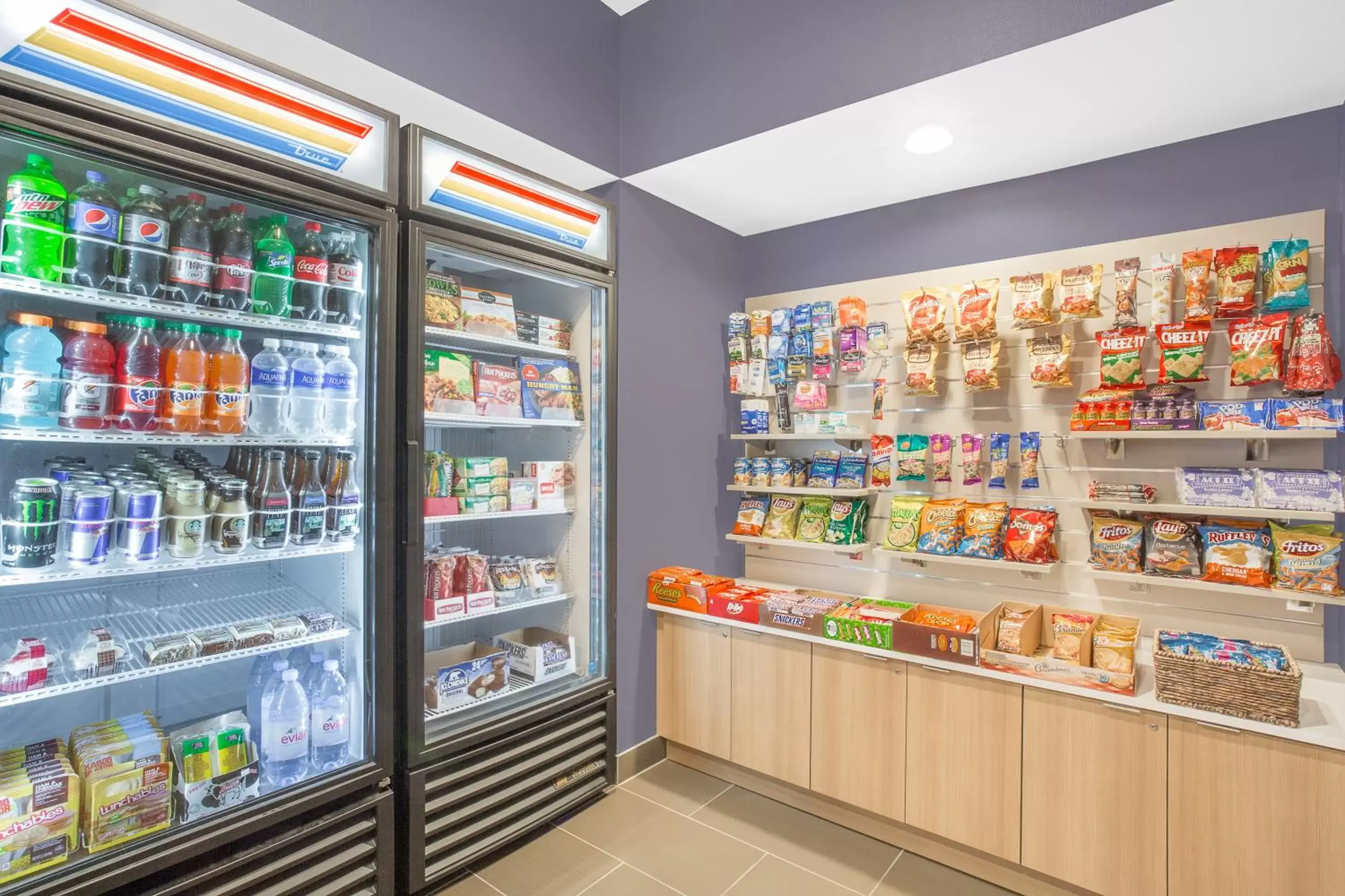 Food and drinks, Supermarket/Shops in Microtel by Wyndham Bentonville Food and drinks, Supermarket/Shops in Microtel by Wyndham Bentonville